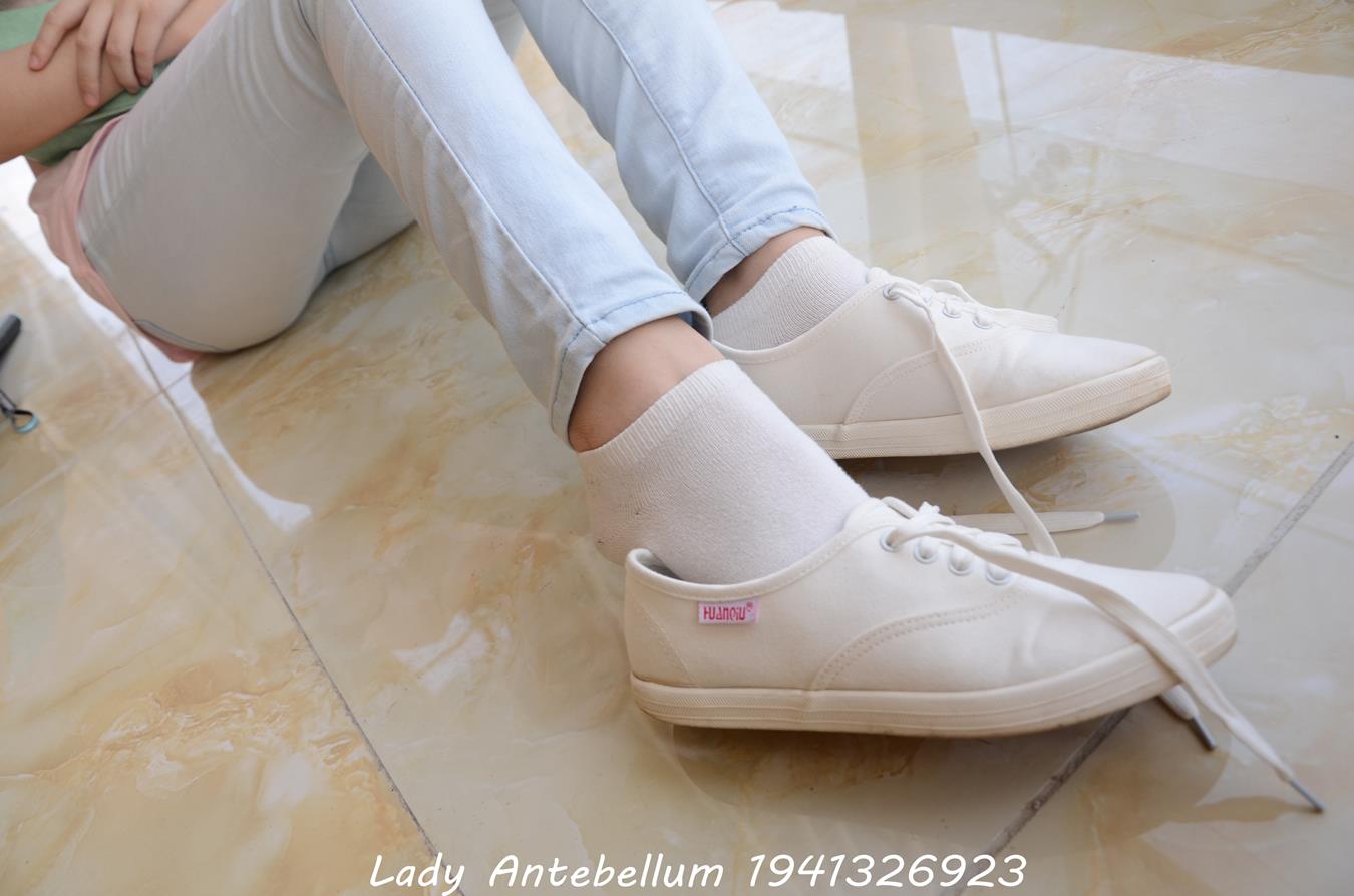 图片[30]-[战前女神] 美腿美足精品摄影套图 105 [98P] – 速更版-美库