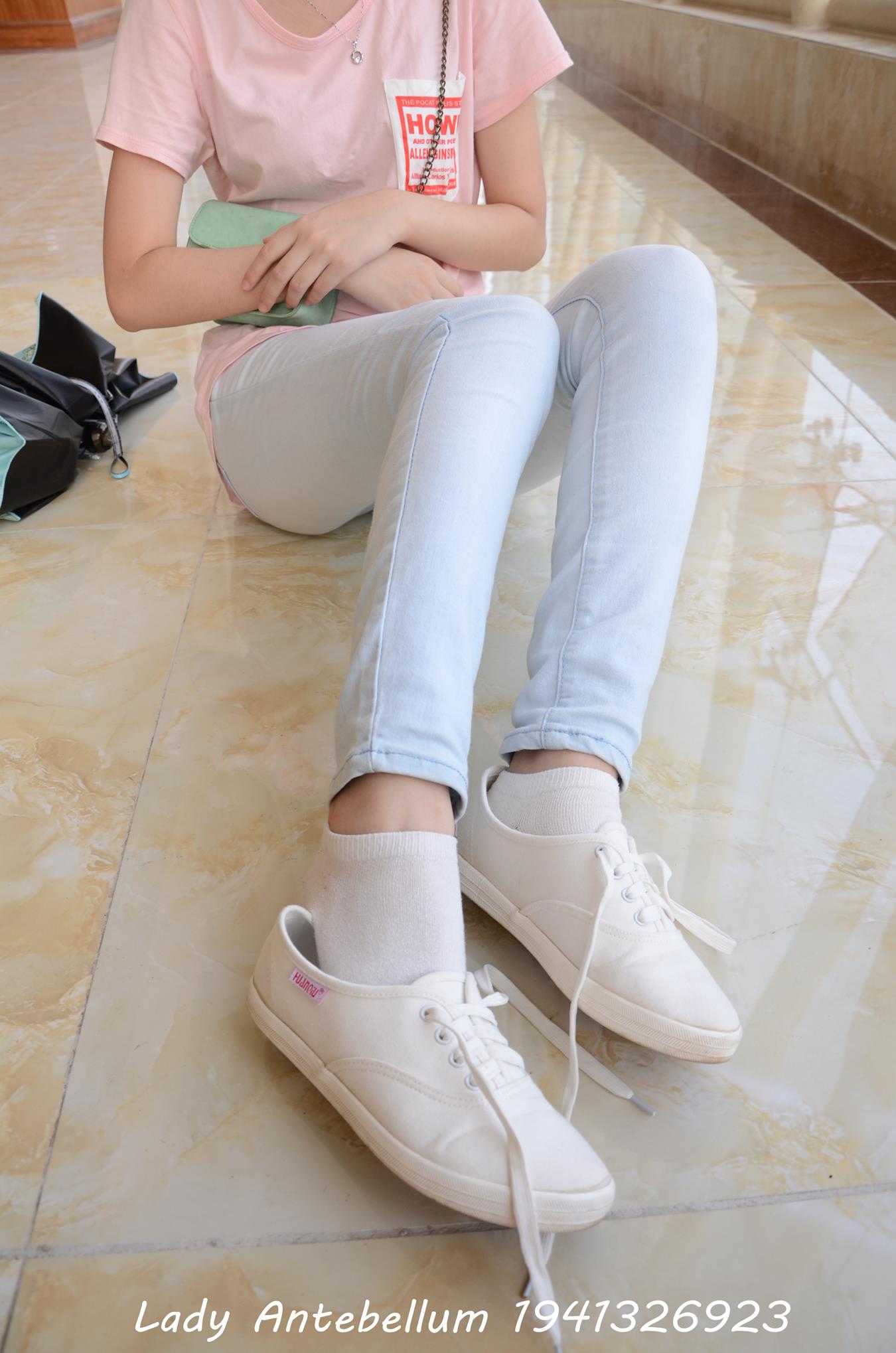 图片[33]-[战前女神] 美腿美足精品摄影套图 105 [98P] – 速更版-美库