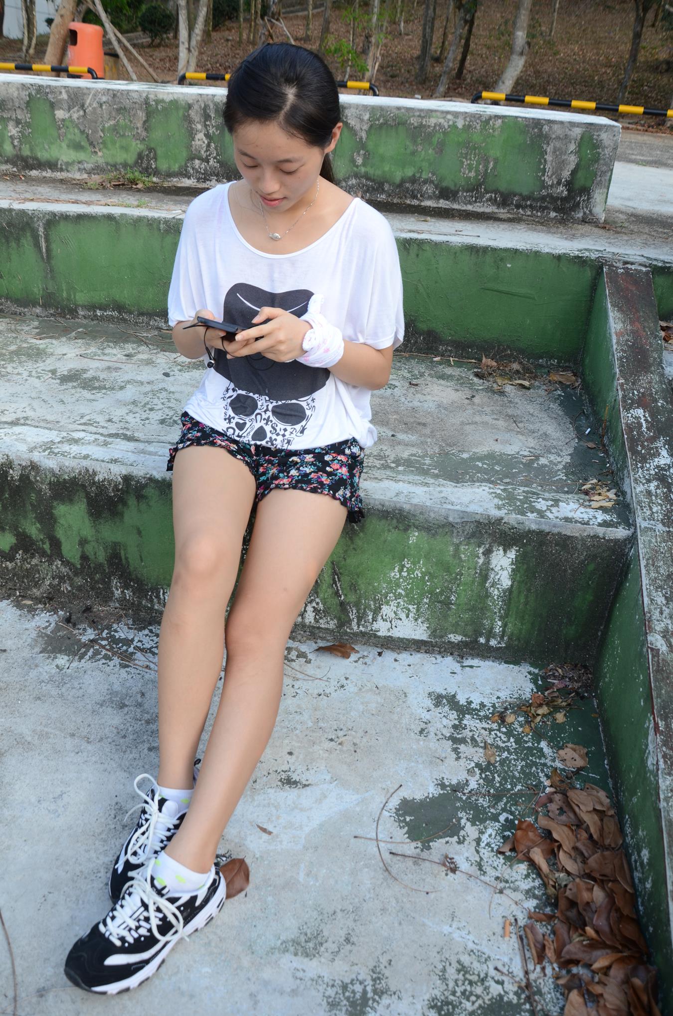 图片[17]-[战前女神] 美腿美足精品摄影套图 106 [189P] – 速更版-美库