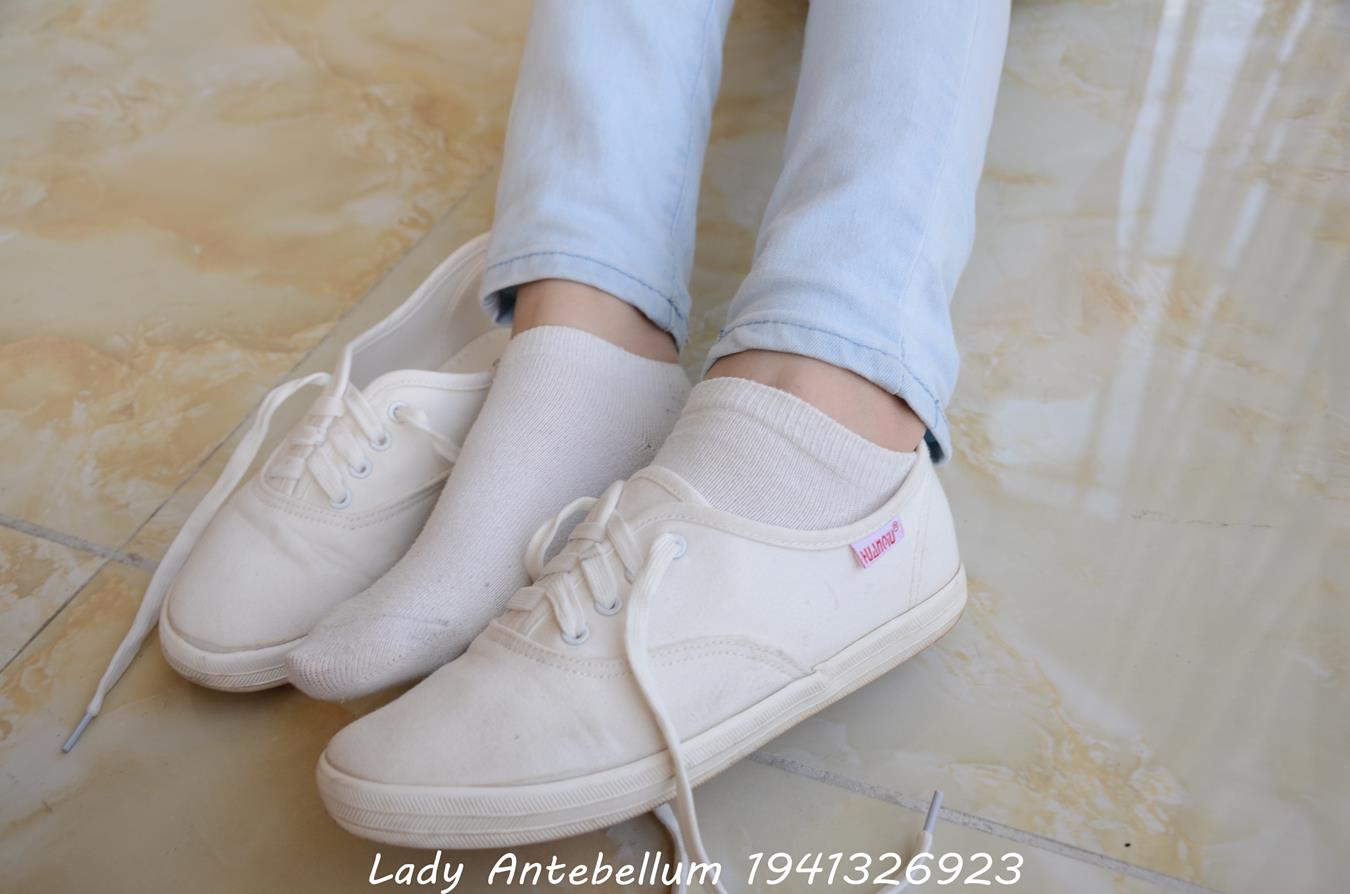 图片[43]-[战前女神] 美腿美足精品摄影套图 105 [98P] – 速更版-美库