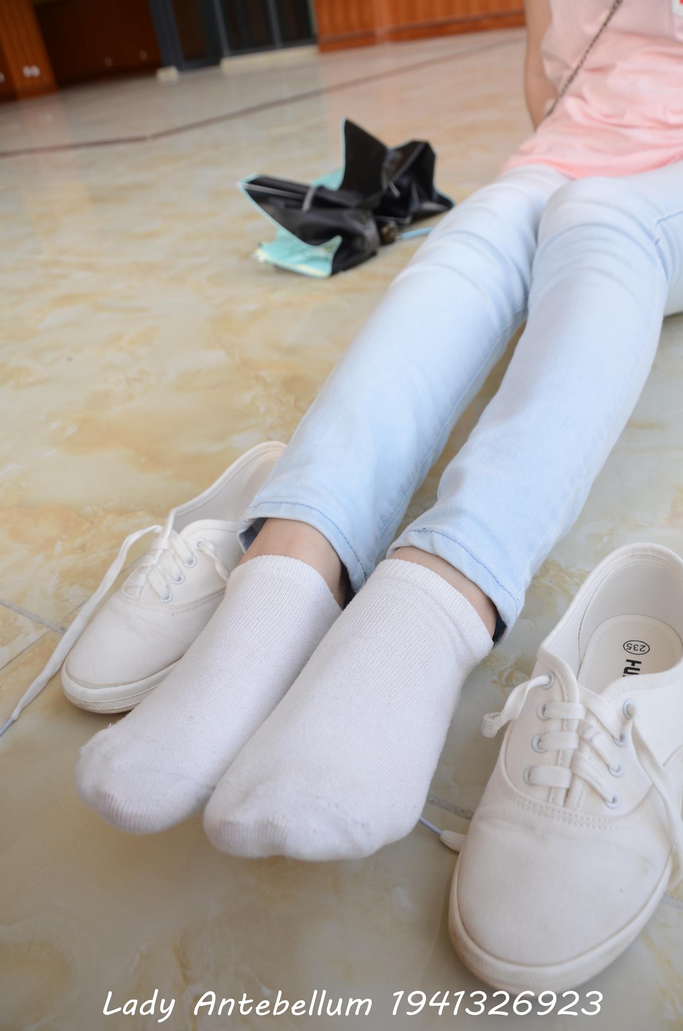 图片[50]-[战前女神] 美腿美足精品摄影套图 105 [98P] – 速更版-美库