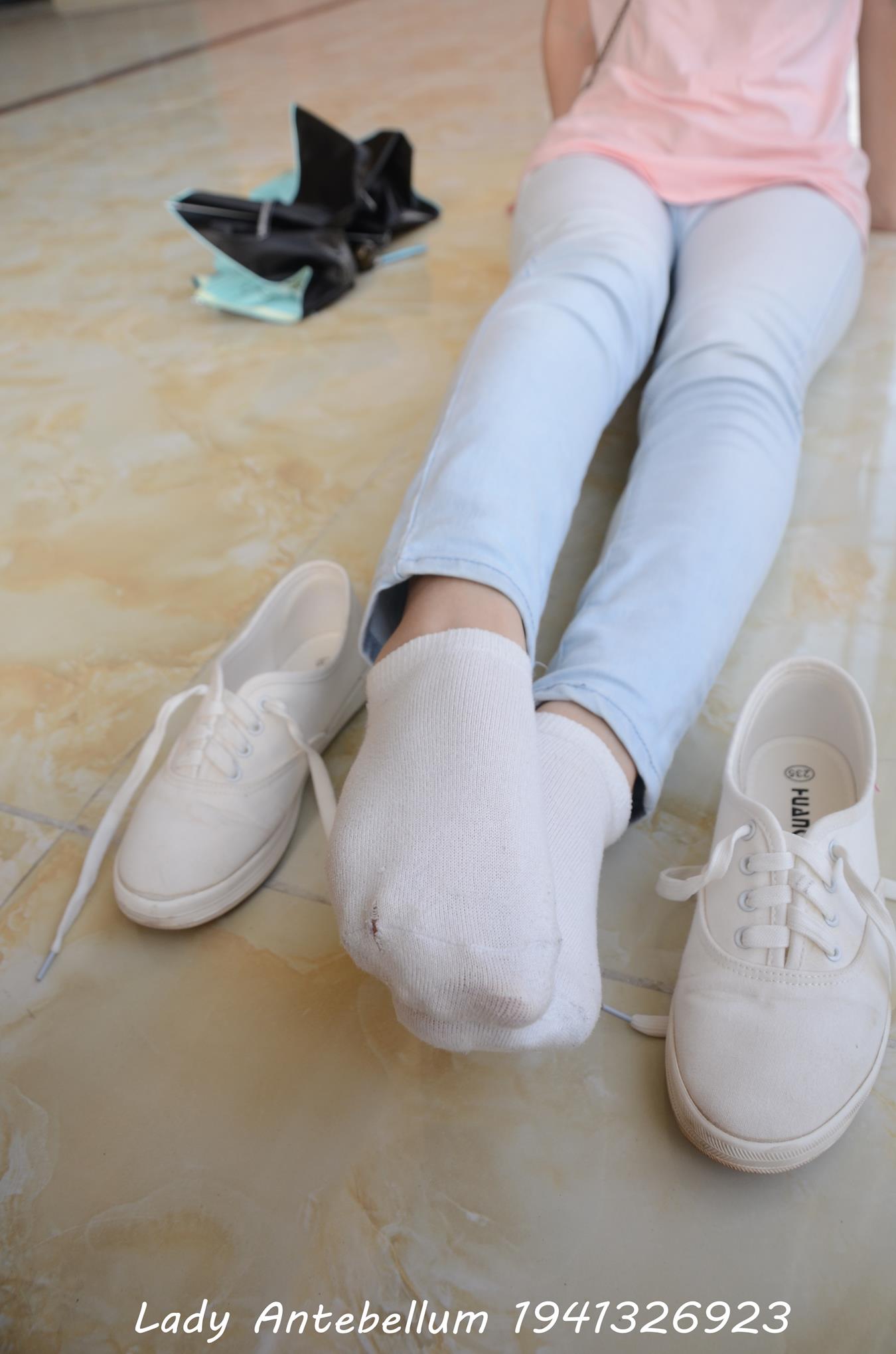 图片[61]-[战前女神] 美腿美足精品摄影套图 105 [98P] – 速更版-美库