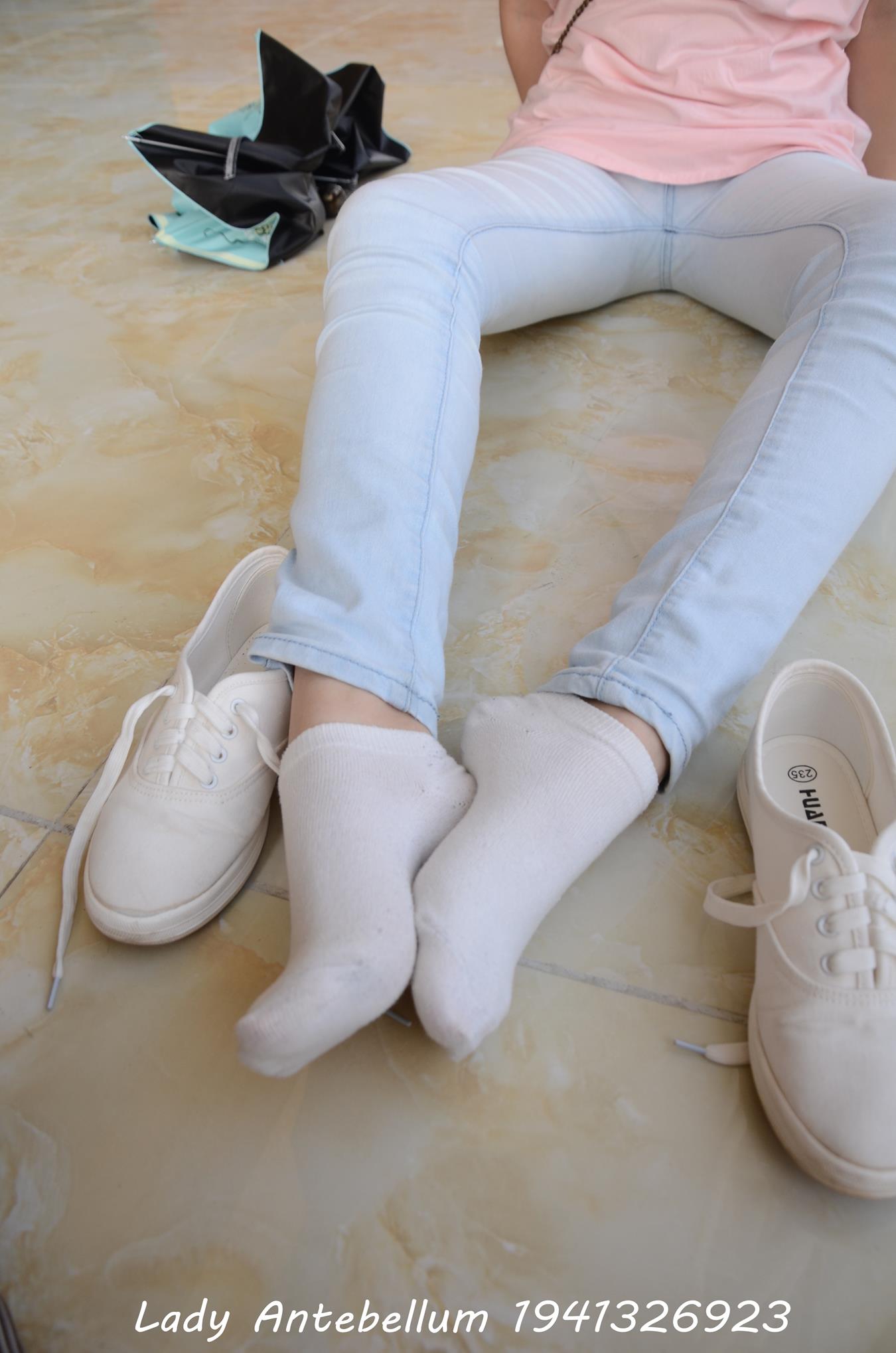 图片[66]-[战前女神] 美腿美足精品摄影套图 105 [98P] – 速更版-美库