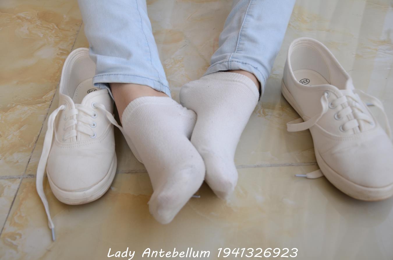 图片[68]-[战前女神] 美腿美足精品摄影套图 105 [98P] – 速更版-美库