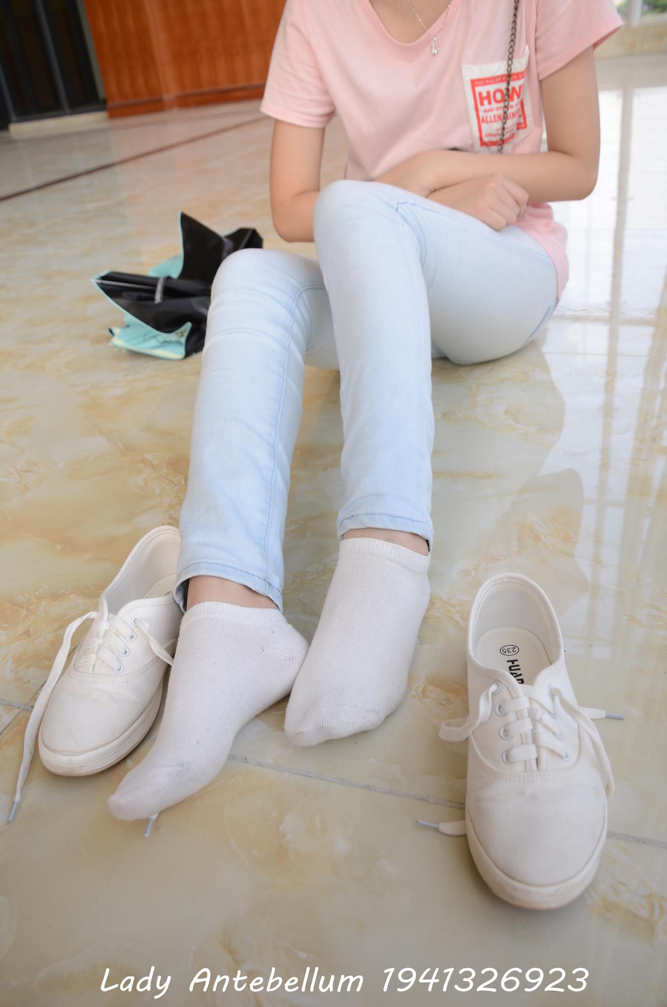 图片[71]-[战前女神] 美腿美足精品摄影套图 105 [98P] – 速更版-美库