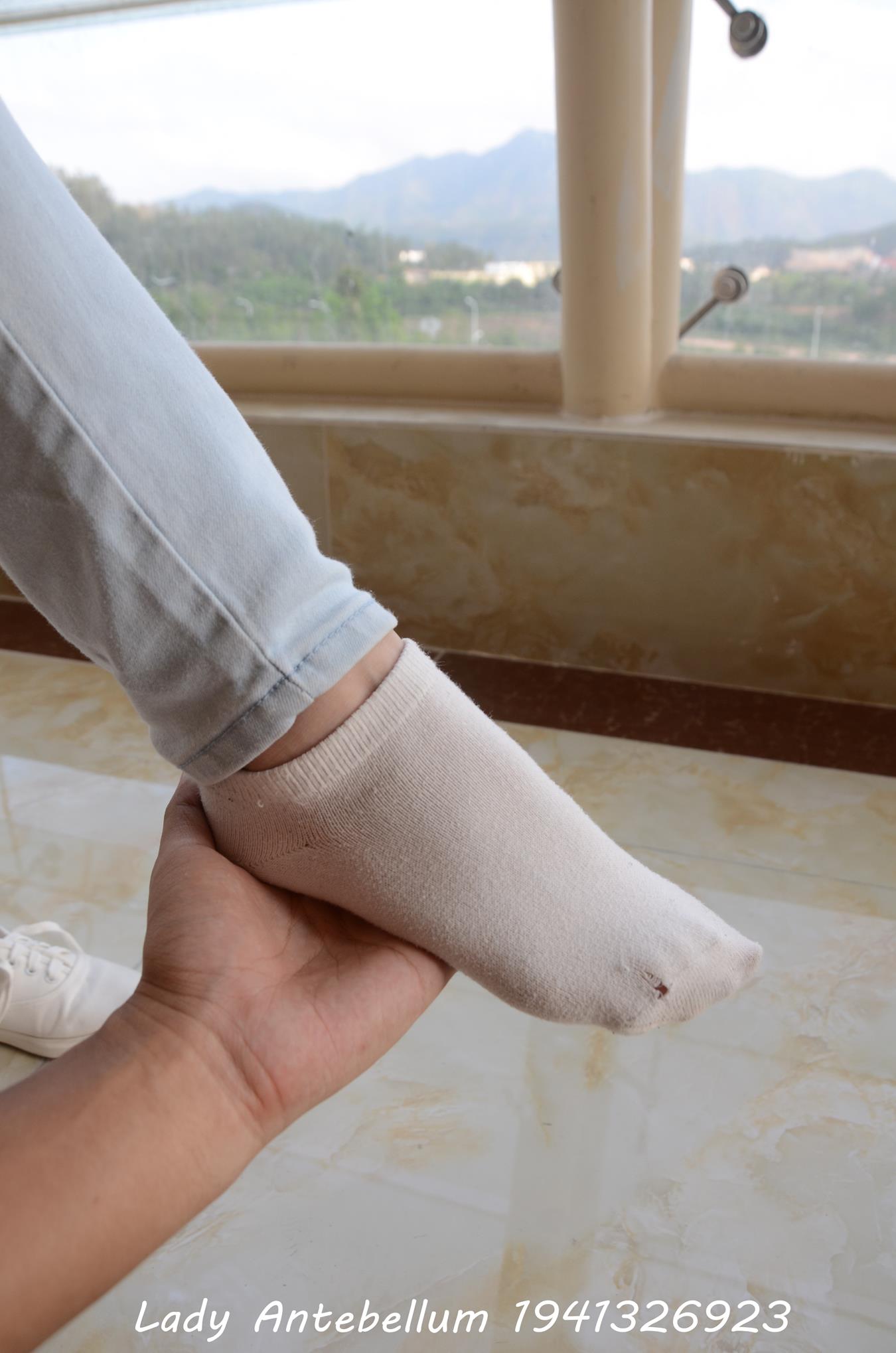 图片[84]-[战前女神] 美腿美足精品摄影套图 105 [98P] – 速更版-美库