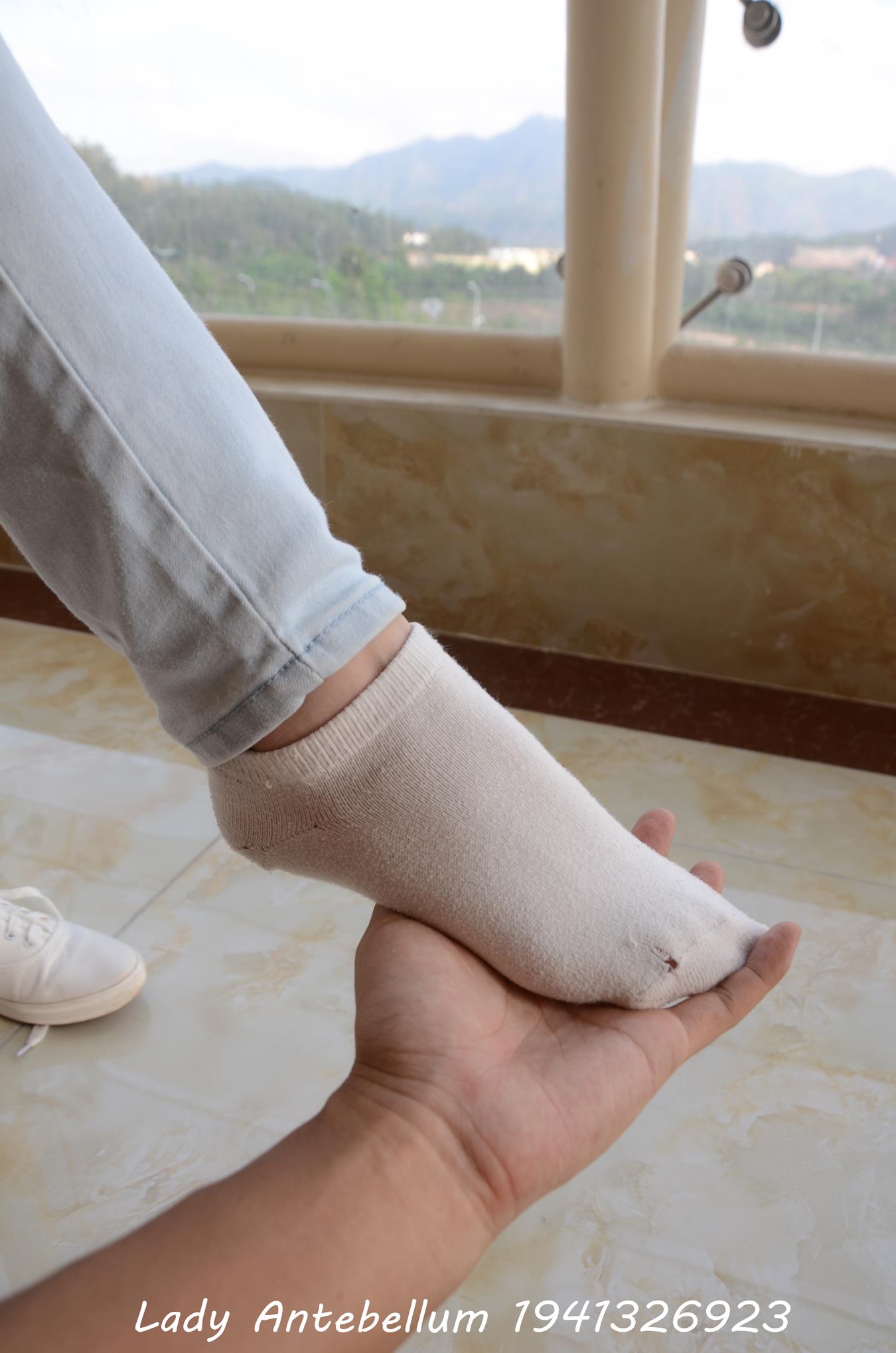 图片[85]-[战前女神] 美腿美足精品摄影套图 105 [98P] – 速更版-美库