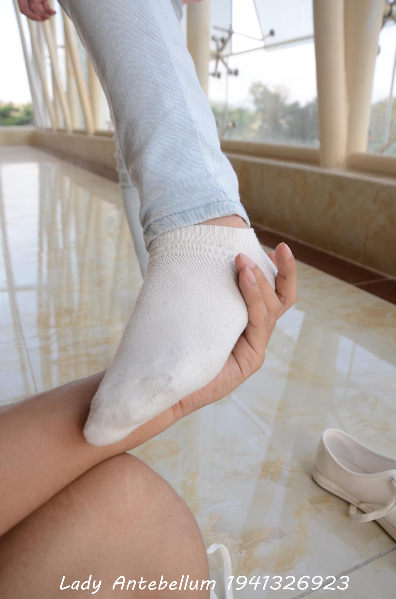 图片[93]-[战前女神] 美腿美足精品摄影套图 105 [98P] – 速更版-美库