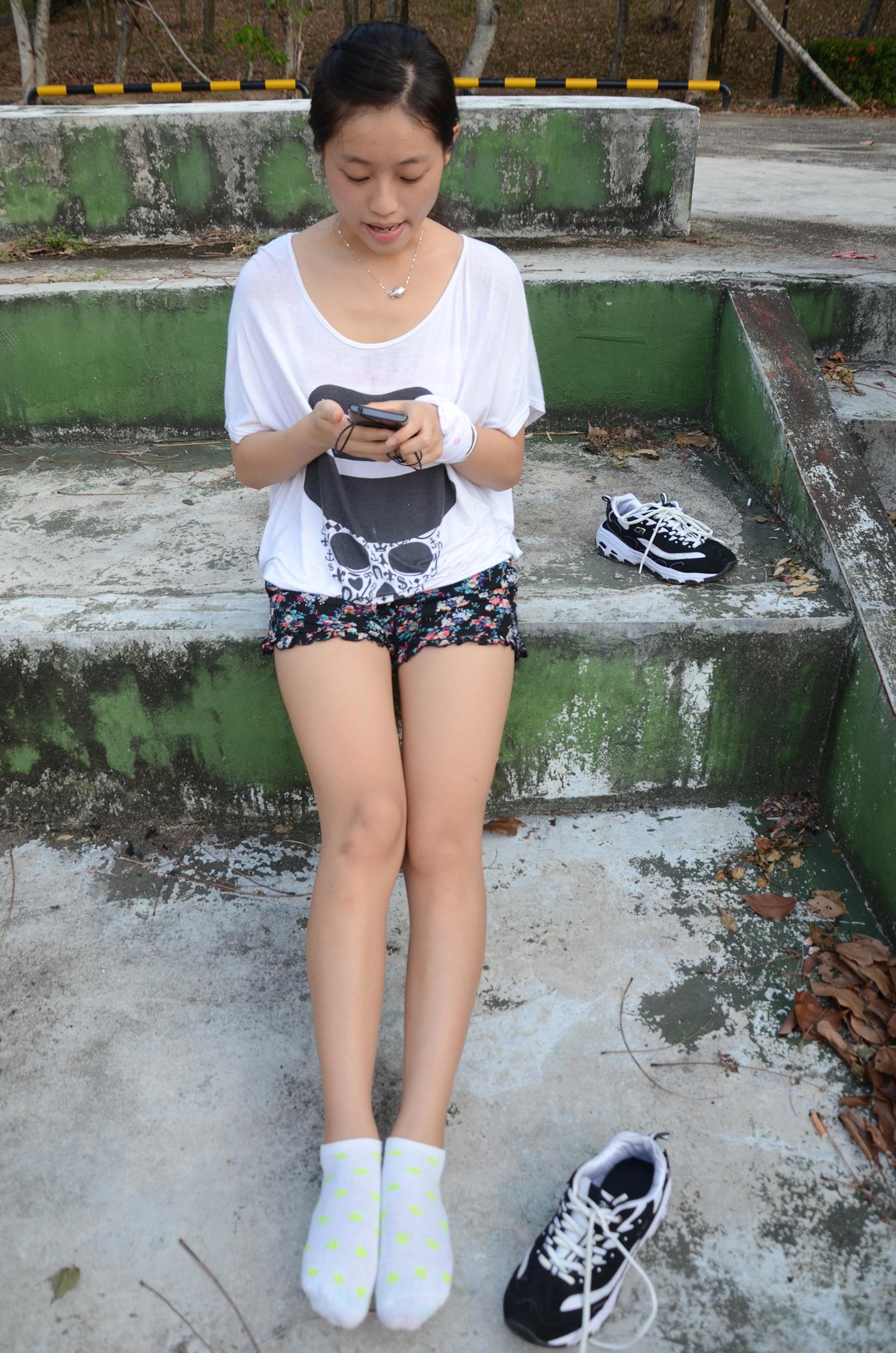 图片[65]-[战前女神] 美腿美足精品摄影套图 106 [189P] – 速更版-美库