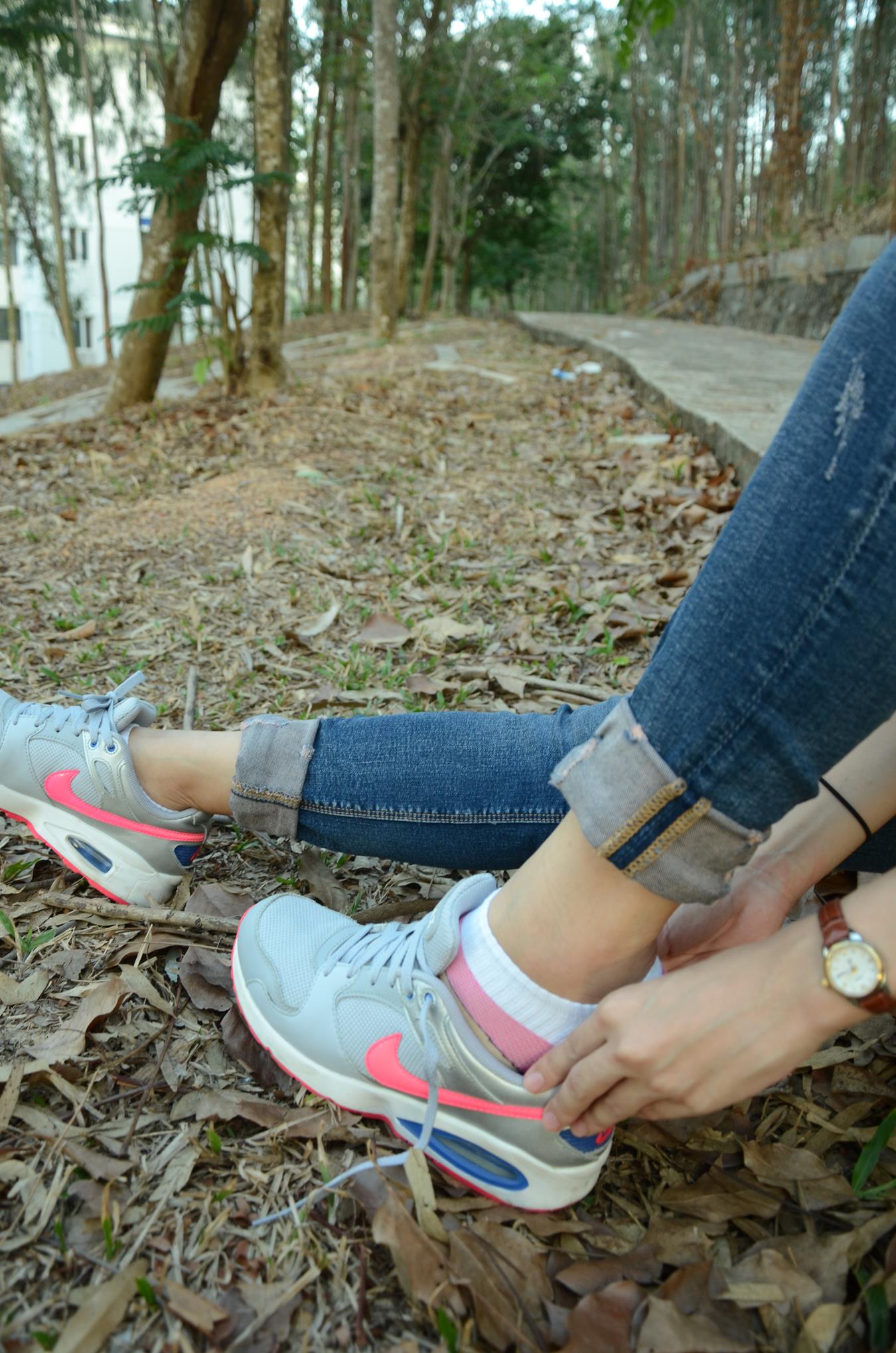 图片[49]-[战前女神] 美腿美足精品摄影套图 107 [137P] – 速更版-美库