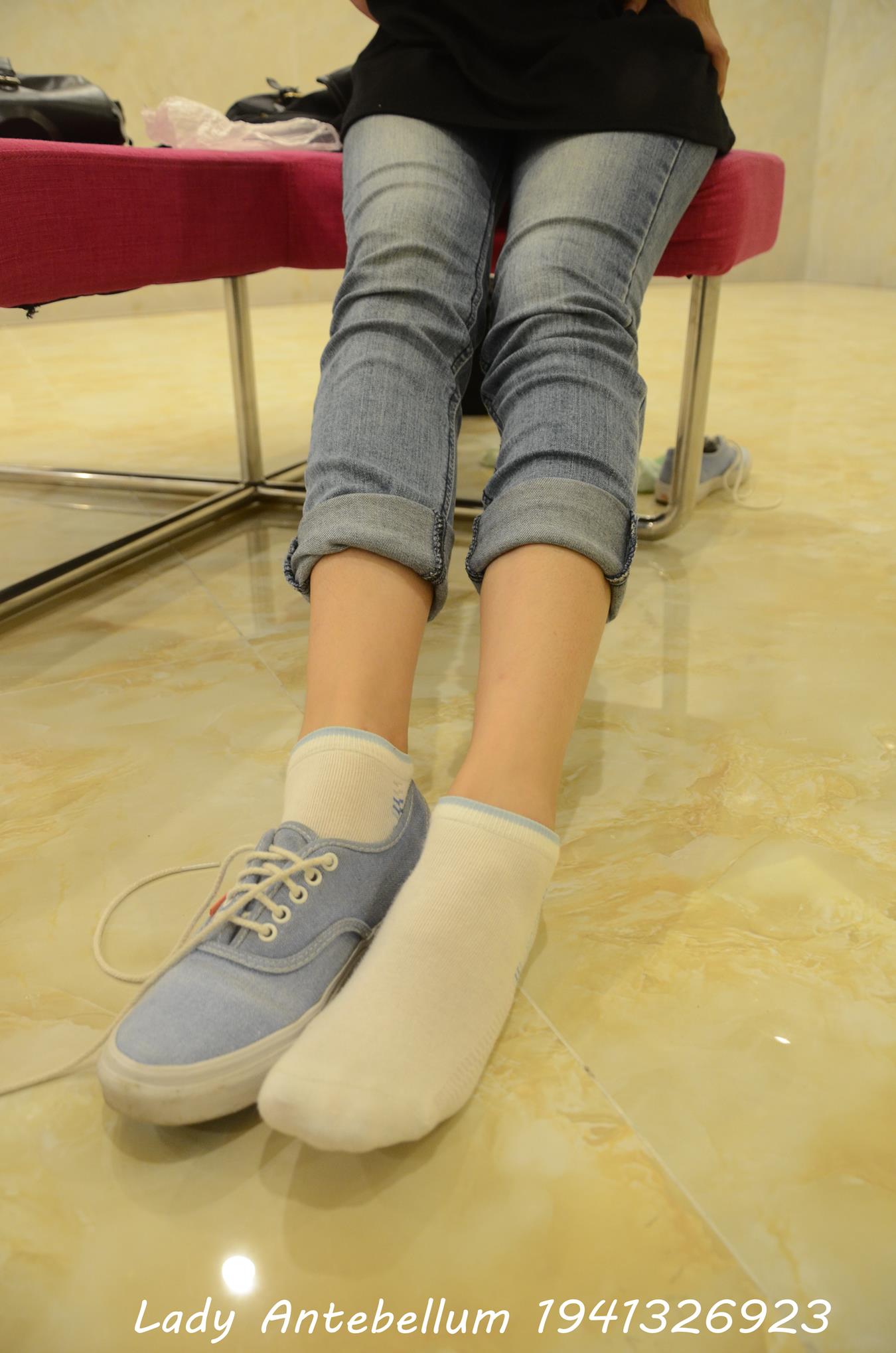 图片[18]-[战前女神] 美腿美足精品摄影套图 109 [121P] – 速更版-美库