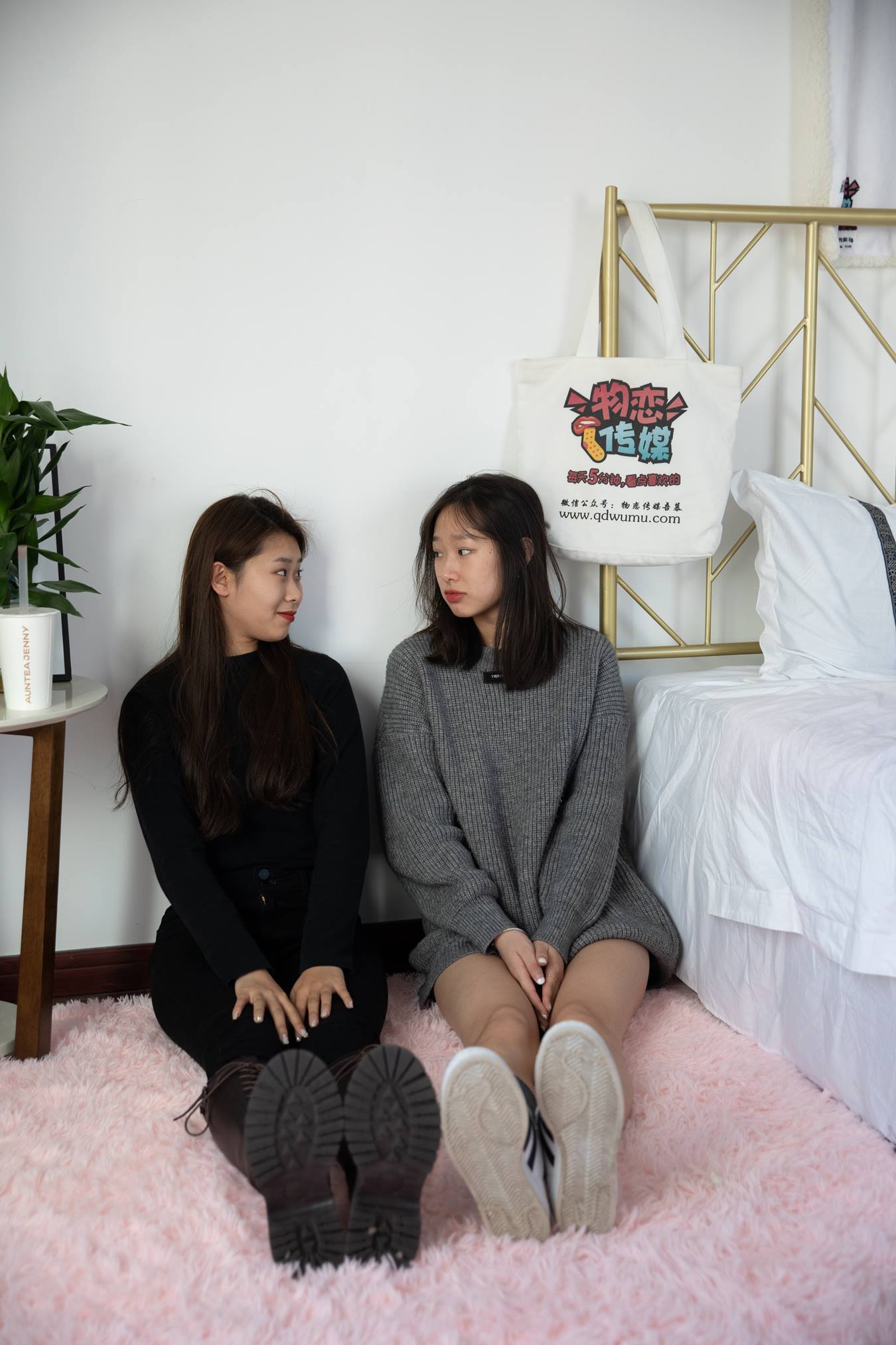 图片[41]-物恋传媒 NO.696 闺蜜-玉兰露珠[163P] – 速更版-美库