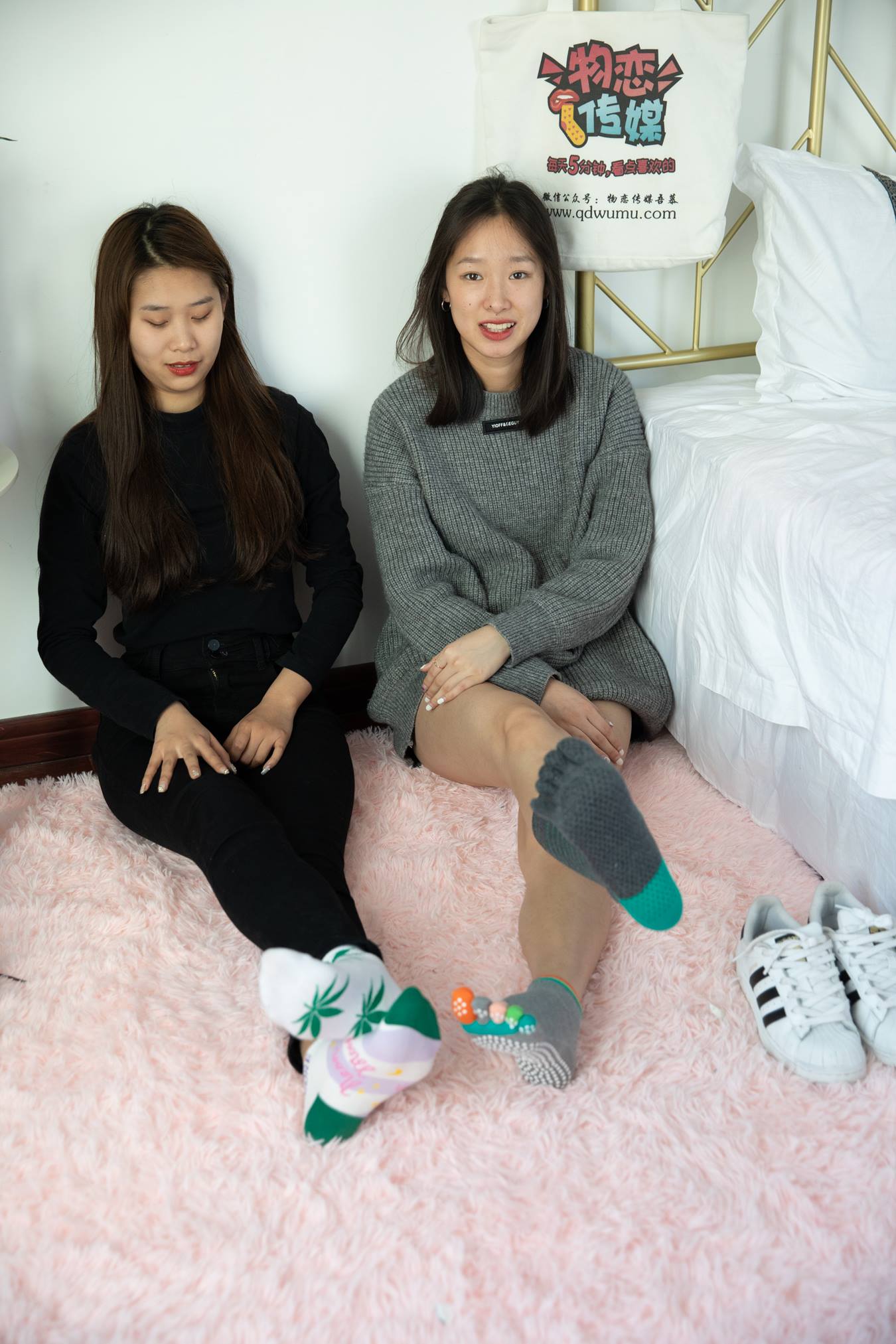 图片[57]-物恋传媒 NO.696 闺蜜-玉兰露珠[163P] – 速更版-美库