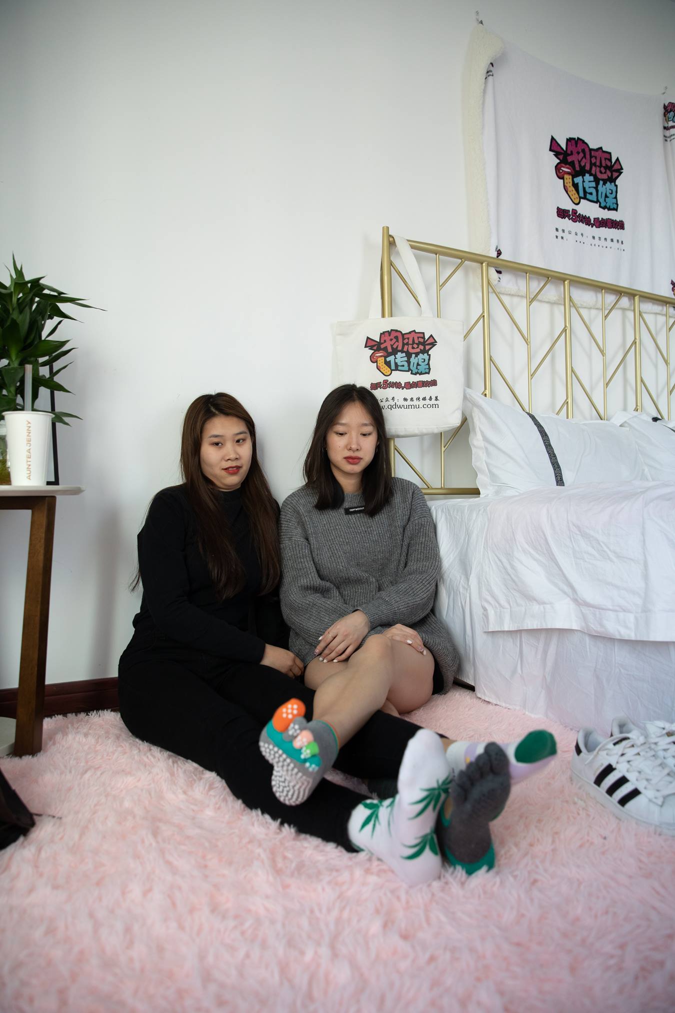 图片[64]-物恋传媒 NO.696 闺蜜-玉兰露珠[163P] – 速更版-美库