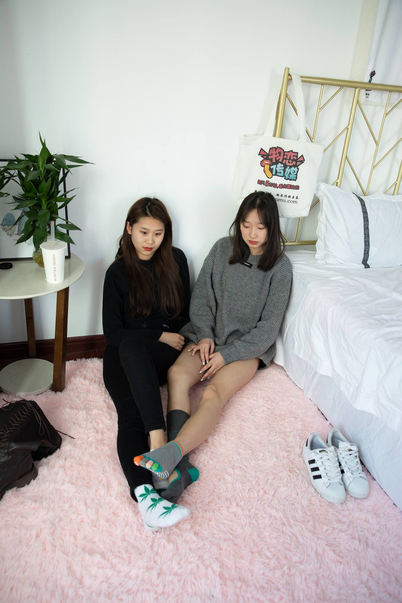 图片[84]-物恋传媒 NO.696 闺蜜-玉兰露珠[163P] – 速更版-美库