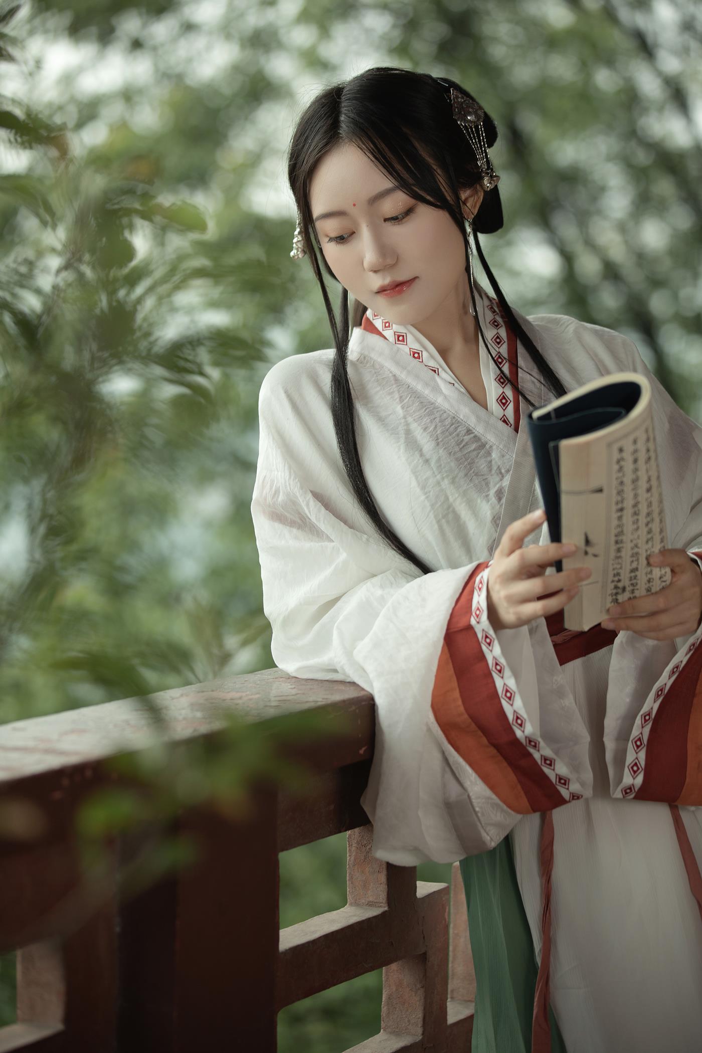 图片[13]-[YITUYU艺图语] 2022.03.03 白茶清欢 模特合集 [25P] – 速更版-美库