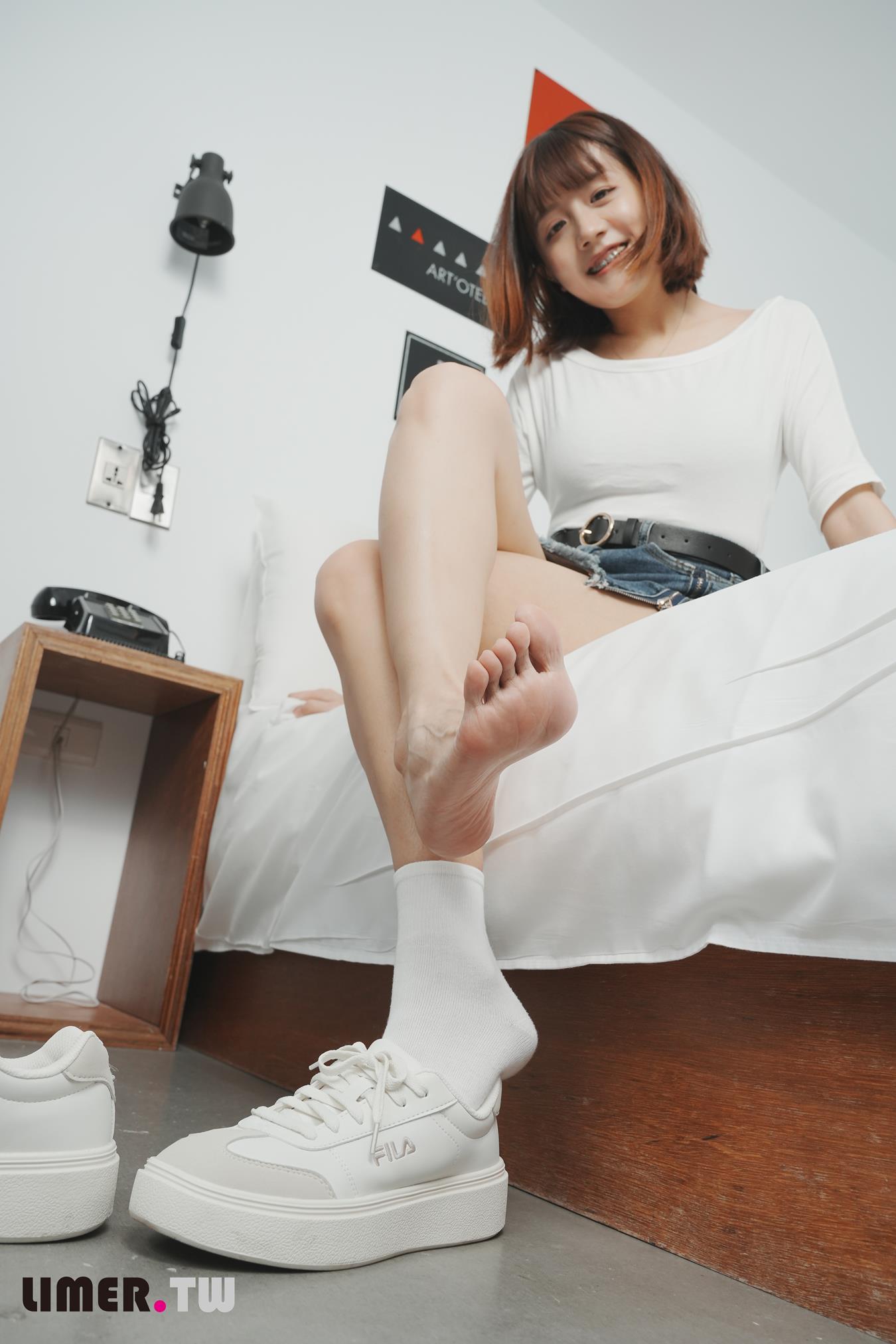 图片[18]-Limerence原创 NO.036 Betty 微笑女孩极致裸足[170P] – 速更版-美库