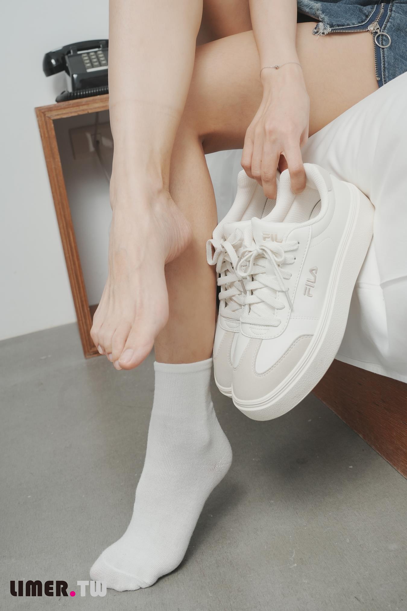 图片[24]-Limerence原创 NO.036 Betty 微笑女孩极致裸足[170P] – 速更版-美库