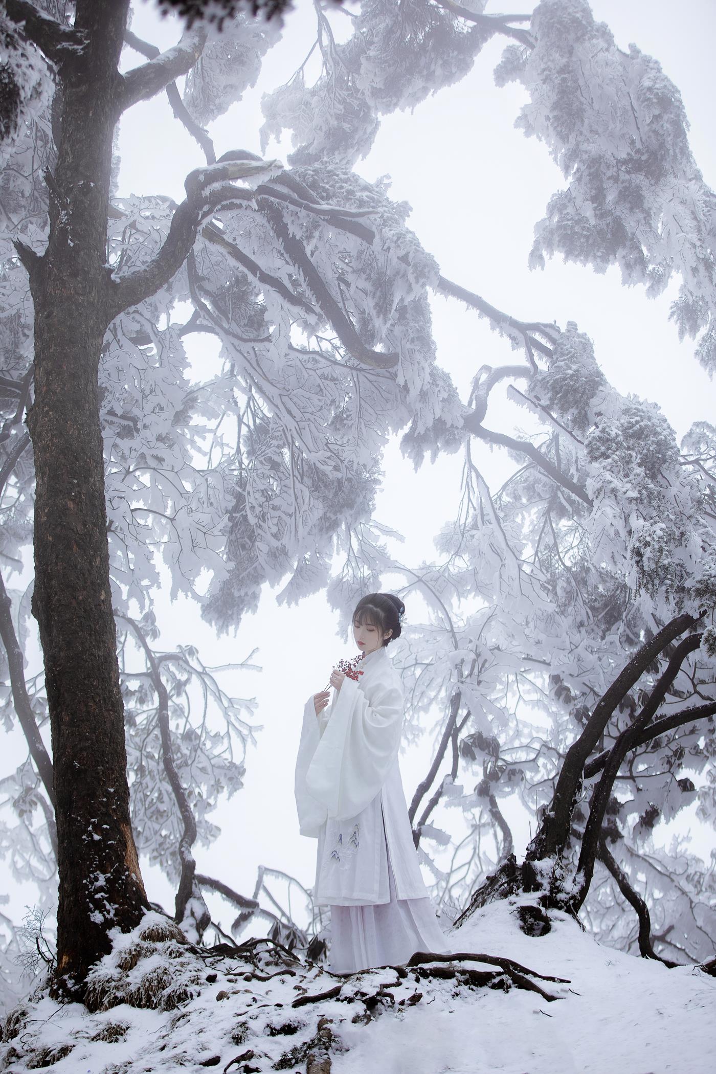 图片[20]-[YITUYU艺图语] 2022.03.04 相思 二鱼阿 [24P] – 速更版-美库