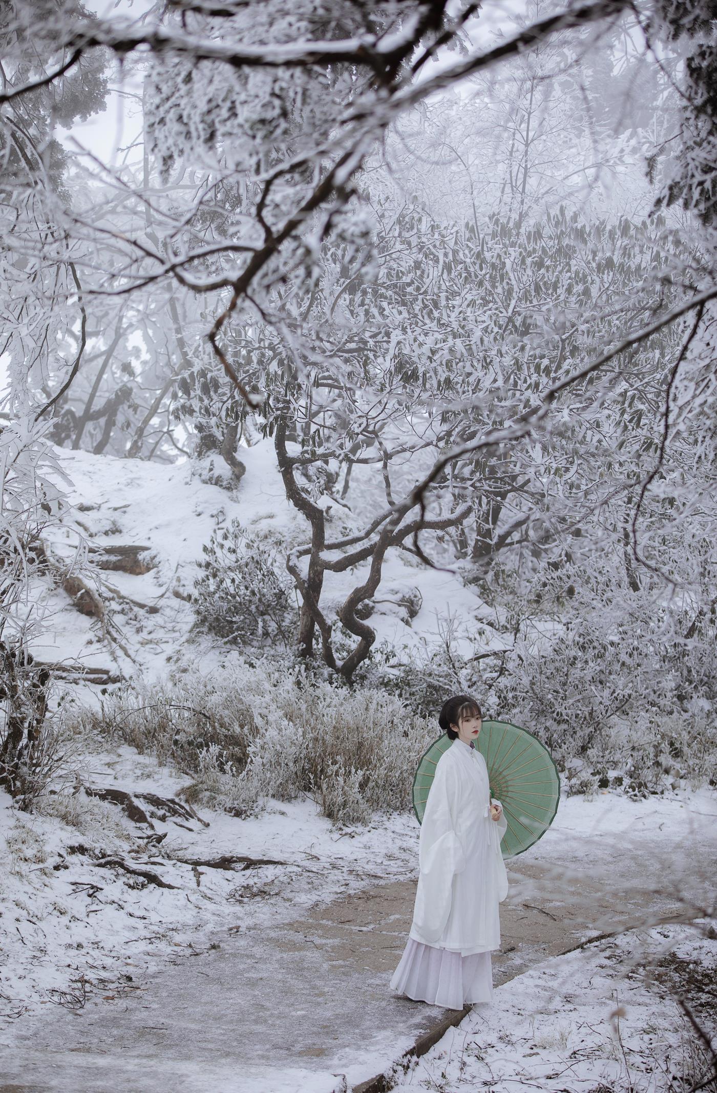 图片[26]-[YITUYU艺图语] 2022.03.04 相思 二鱼阿 [24P] – 速更版-美库