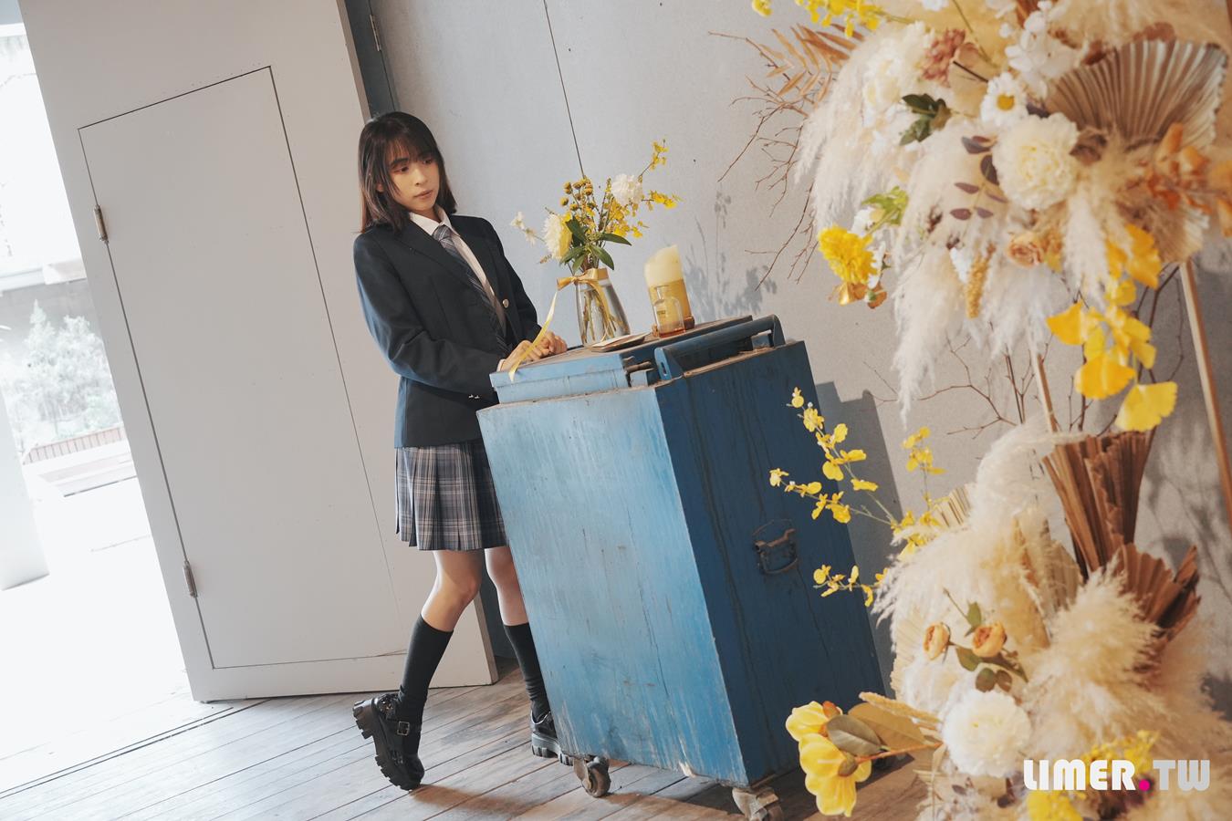 图片[11]-Limerence原创 NO.037 子子 JK小腿袜到裸足的偷窥视角[181P] – 速更版-美库