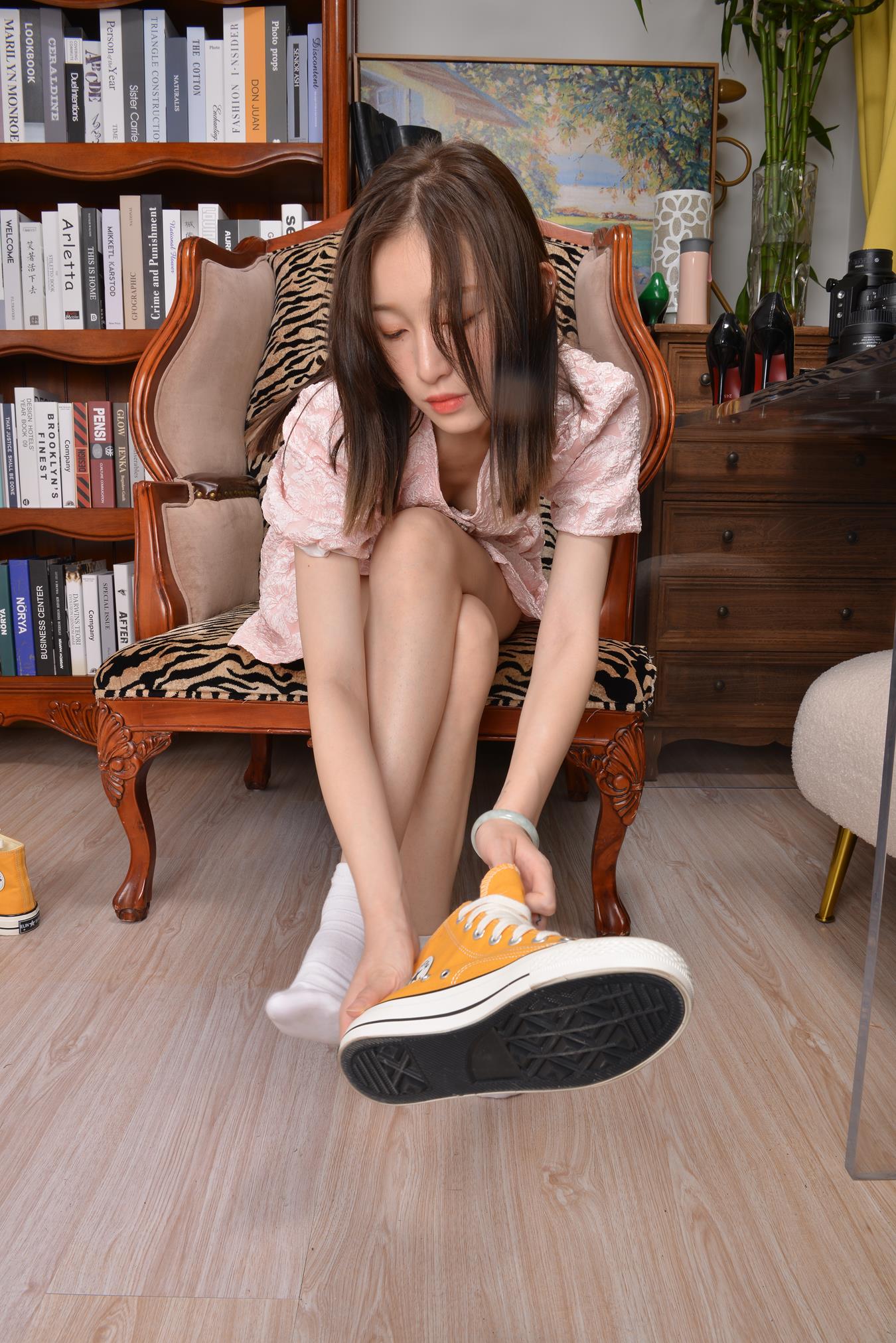 图片[35]-[Sexy Asian Girls Feet] No.009 美女baby 连衣裙棉袜裸足 [215P] – 速更版-美库