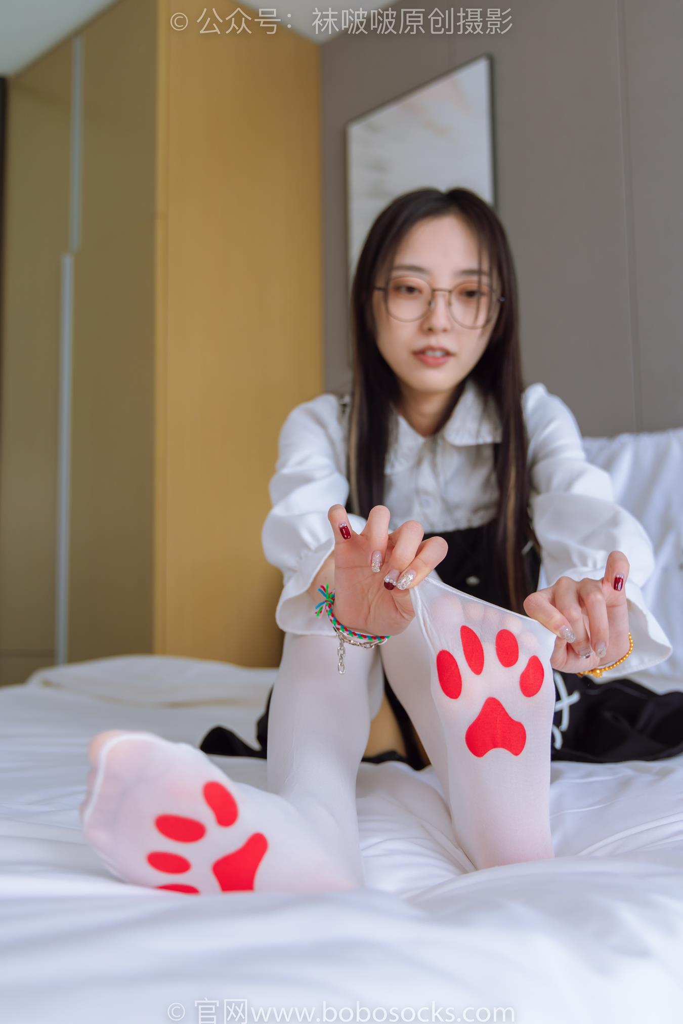 图片[61]-[BoBoSocks袜啵啵]NO.177 稚予-皮鞋、厚白丝（脚底猫爪印款）[140P] – 速更版-美库