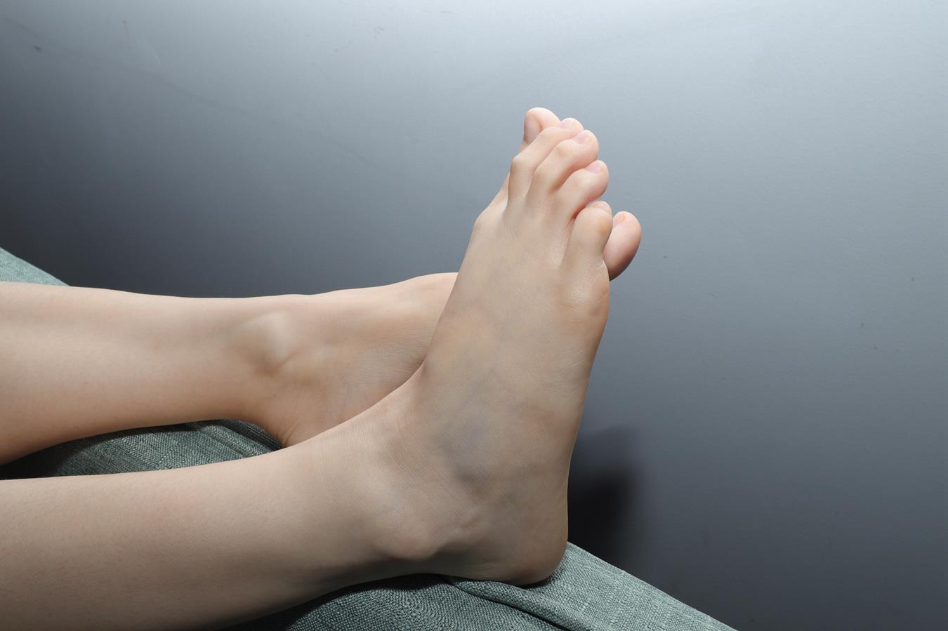 图片[63]-[Pary学生模拍] No.007 极品美女小芳大冬天穿上姓感吊带展示美jiao [155P] – 速更版-美库