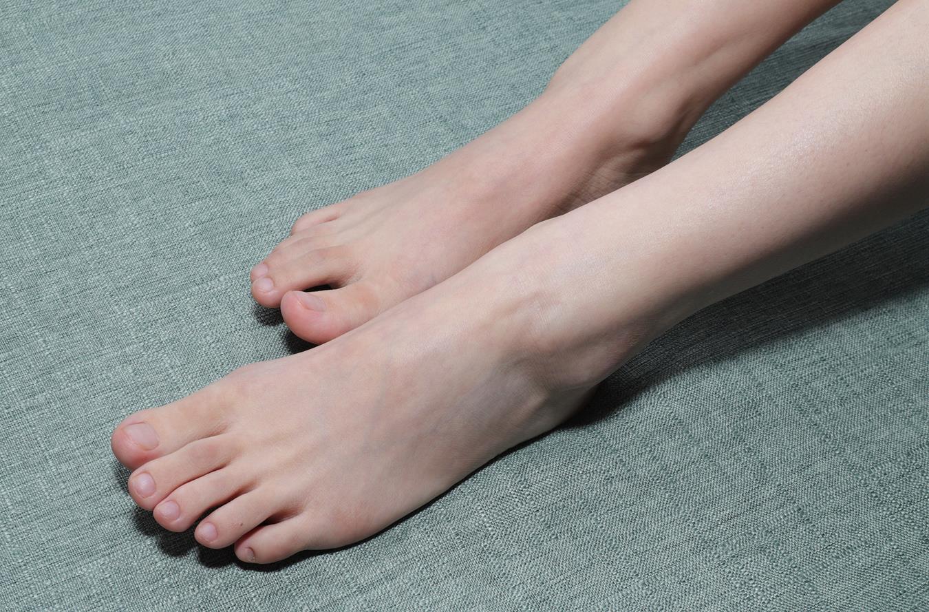 图片[19]-[Pary学生模拍] No.016 极品美女小芳第二季室内展示修长美jiao [139P] – 速更版-美库