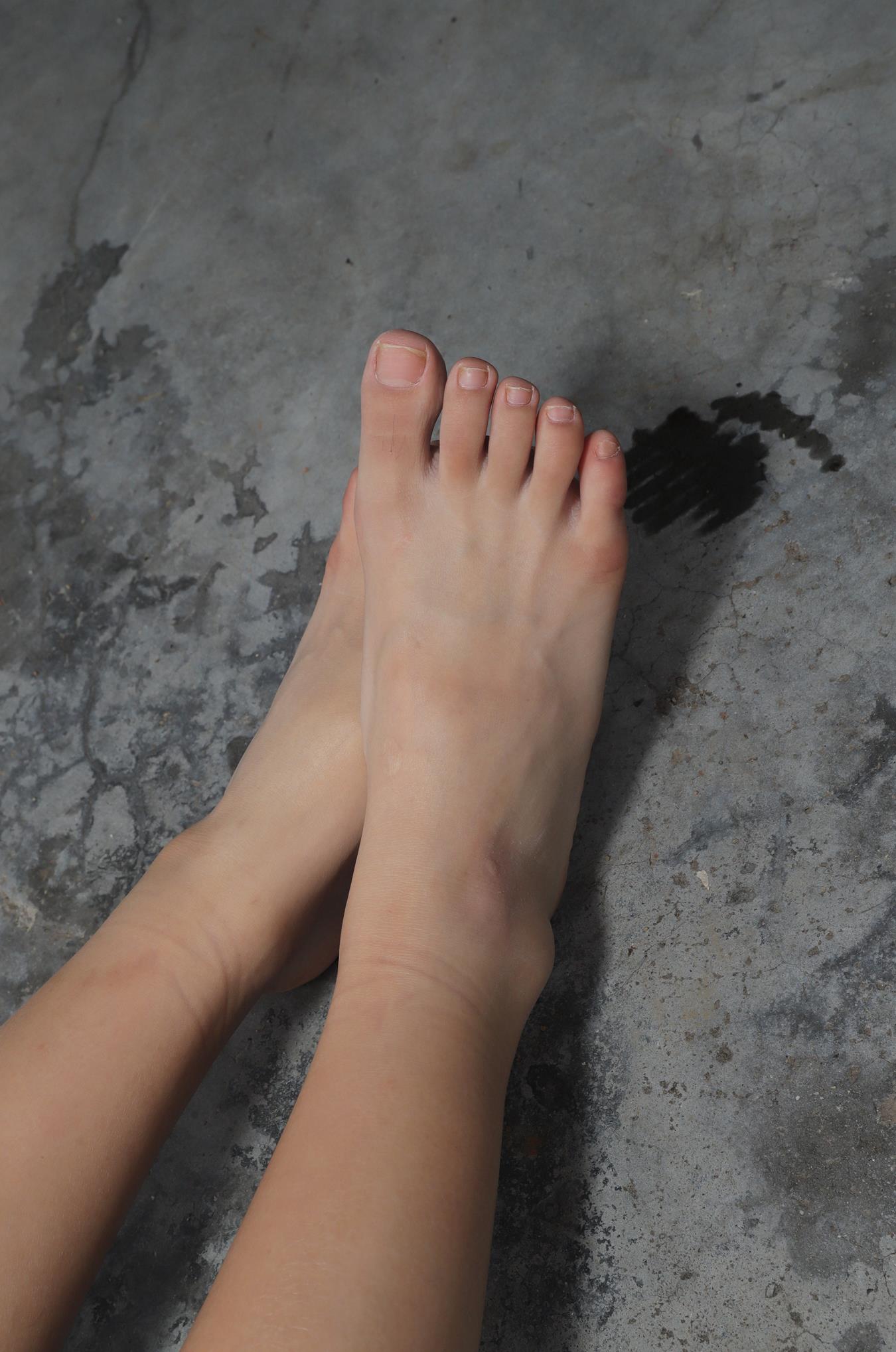 图片[51]-[Pary学生模拍] No.017 小淇穿上汉服赤脚游玩古镇 [134P] – 速更版-美库