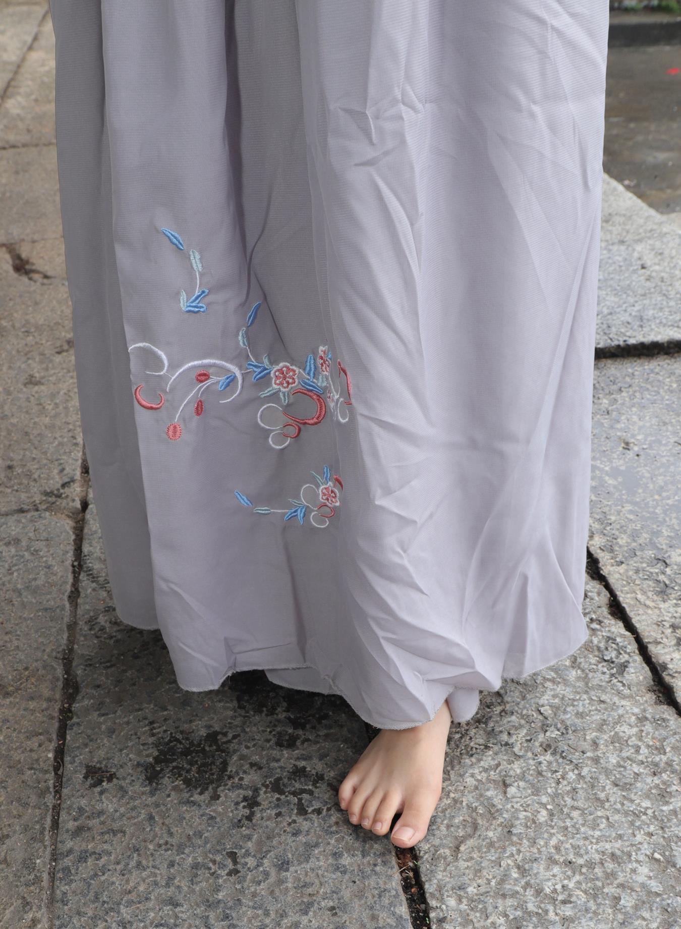 图片[64]-[Pary学生模拍] No.017 小淇穿上汉服赤脚游玩古镇 [134P] – 速更版-美库