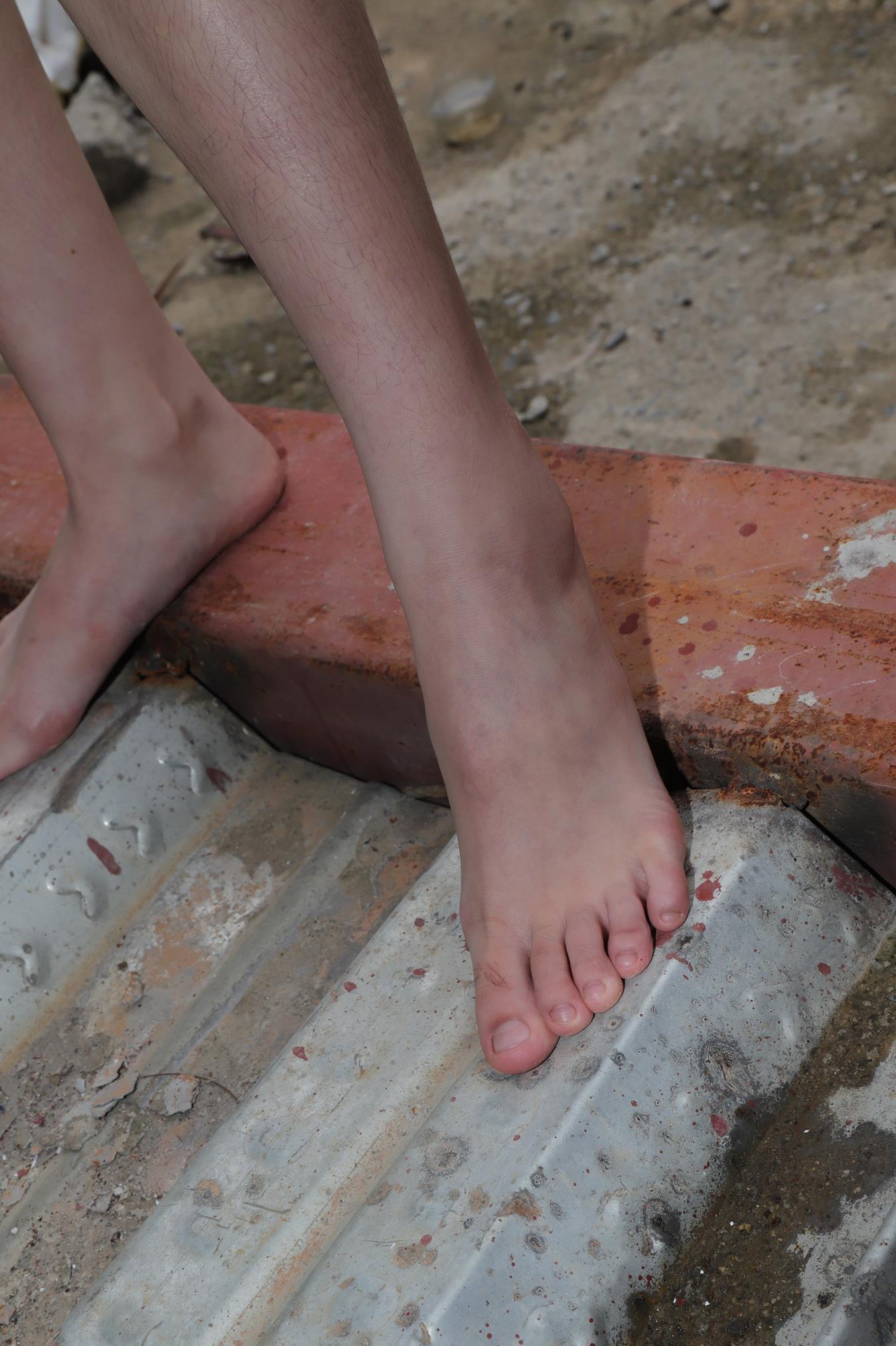 图片[33]-[Pary学生模拍] No.018 珊珊创意产业园吊带赤脚 [97P] – 速更版-美库