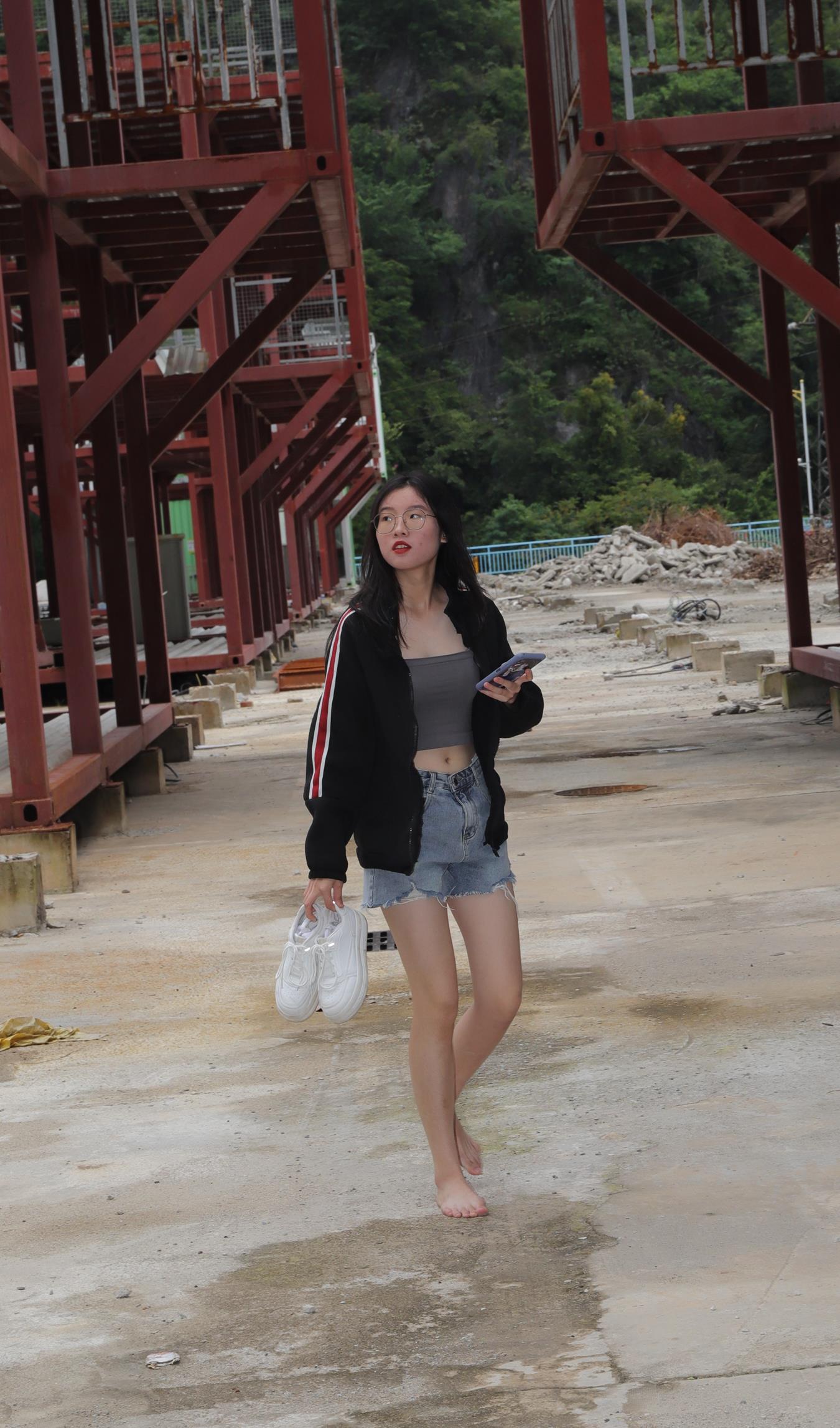 图片[76]-[Pary学生模拍] No.018 珊珊创意产业园吊带赤脚 [97P] – 速更版-美库