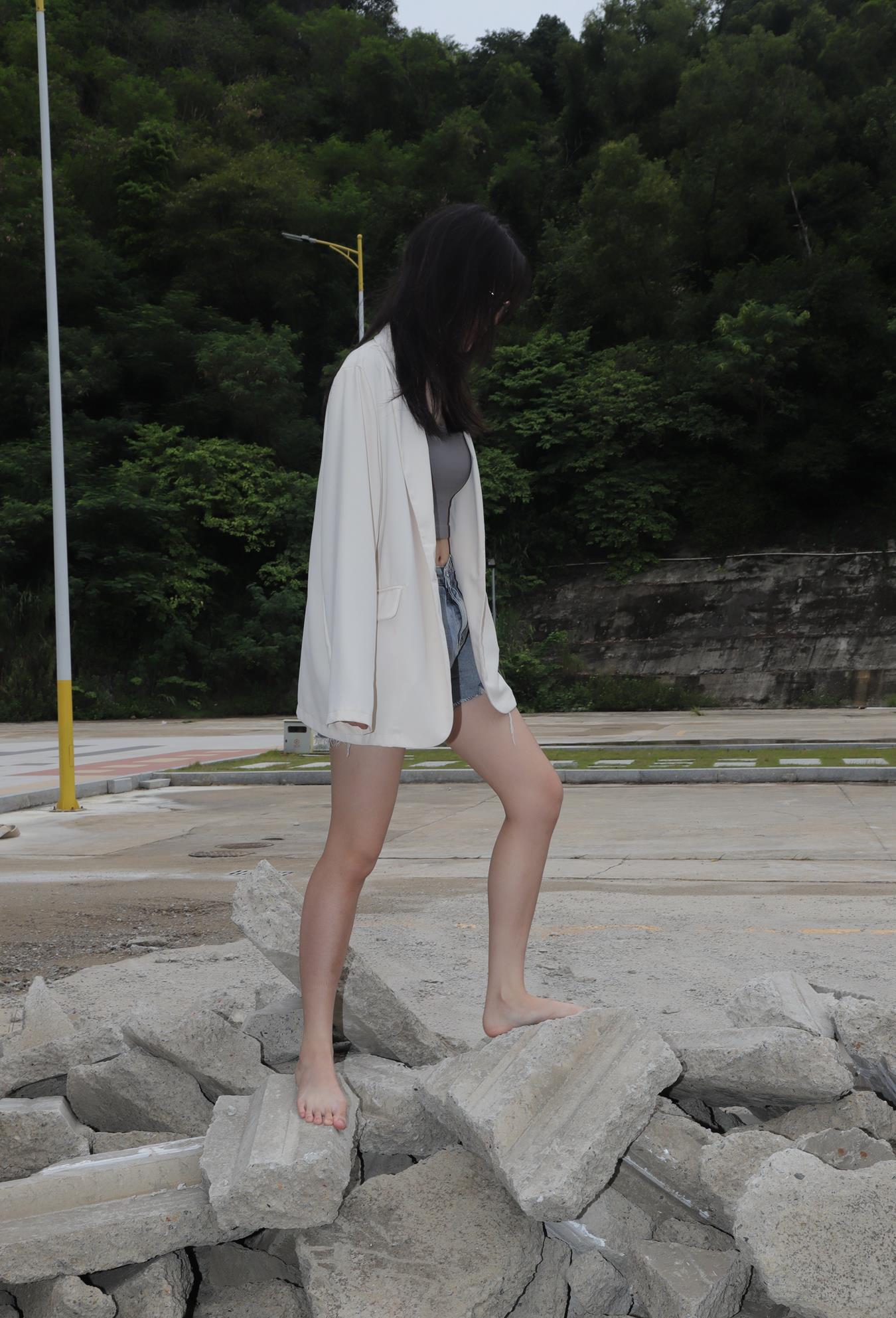 图片[96]-[Pary学生模拍] No.018 珊珊创意产业园吊带赤脚 [97P] – 速更版-美库