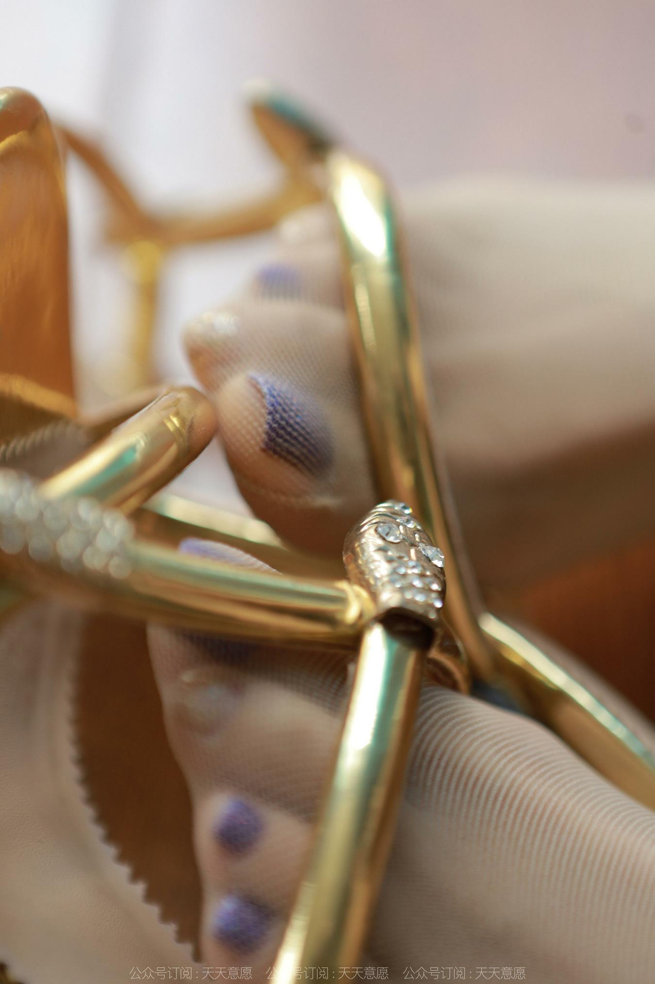 图片[26]-[IESS异思趣向] 2022.08.03 丝享家1166：美子《香蕉少女》[80P] – 速更版-美库