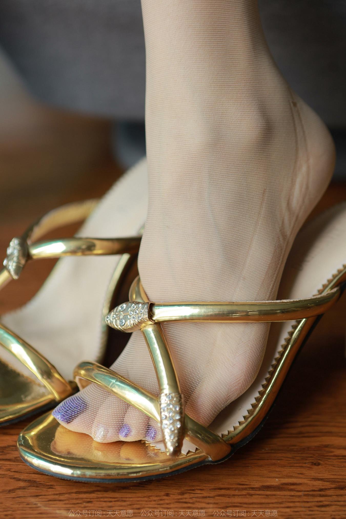 图片[78]-[IESS异思趣向] 2022.08.03 丝享家1166：美子《香蕉少女》[80P] – 速更版-美库