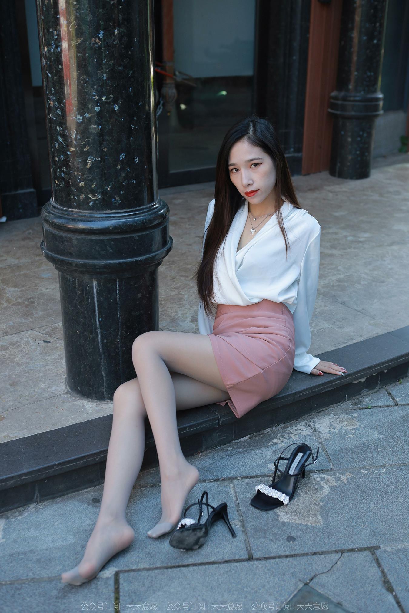 图片[56]-[IESS异思趣向] 耽丝 221018美子 [88P] – 速更版-美库