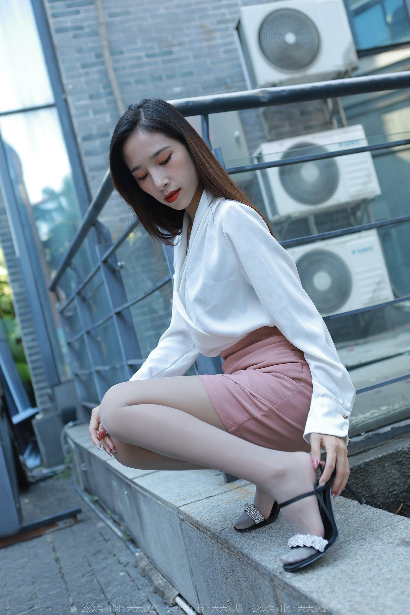 图片[88]-[IESS异思趣向] 耽丝 221018美子 [88P] – 速更版-美库