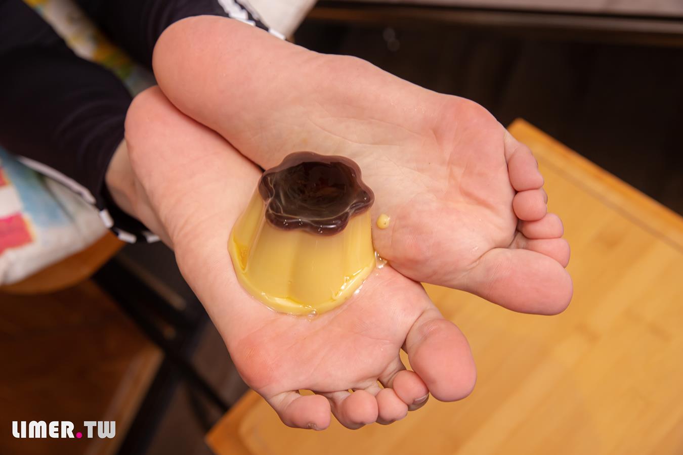 图片[51]-Limerence原创 NO.038 乐朵 瑜伽服秘制裸足餐盘 想尝口补丁吗[120P] – 速更版-美库