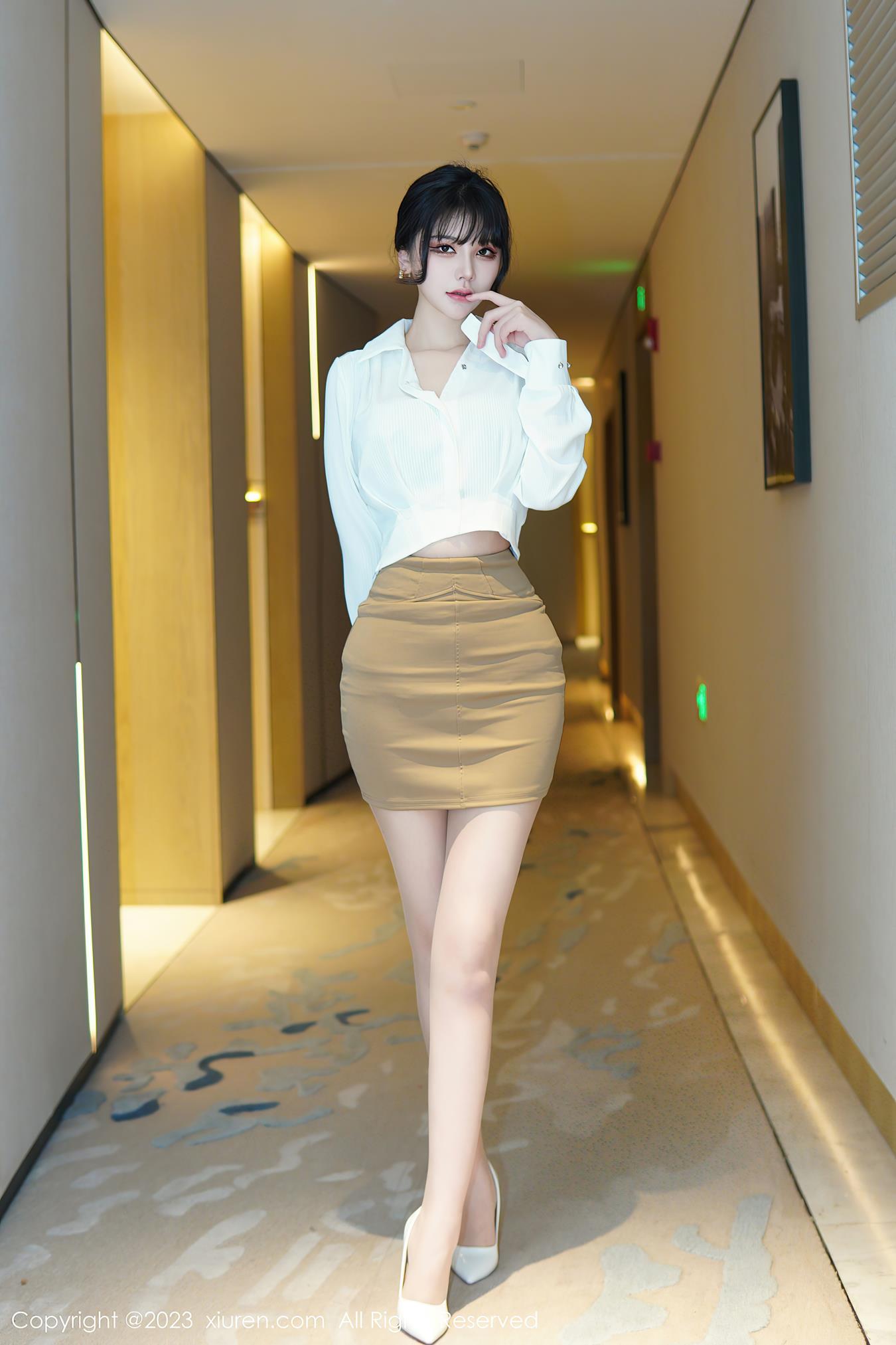 图片[13]-[XiuRen秀人网] 2023.01.10 No.6111 桃桃子_ 短裙美腿[77P] – 速更版-美库