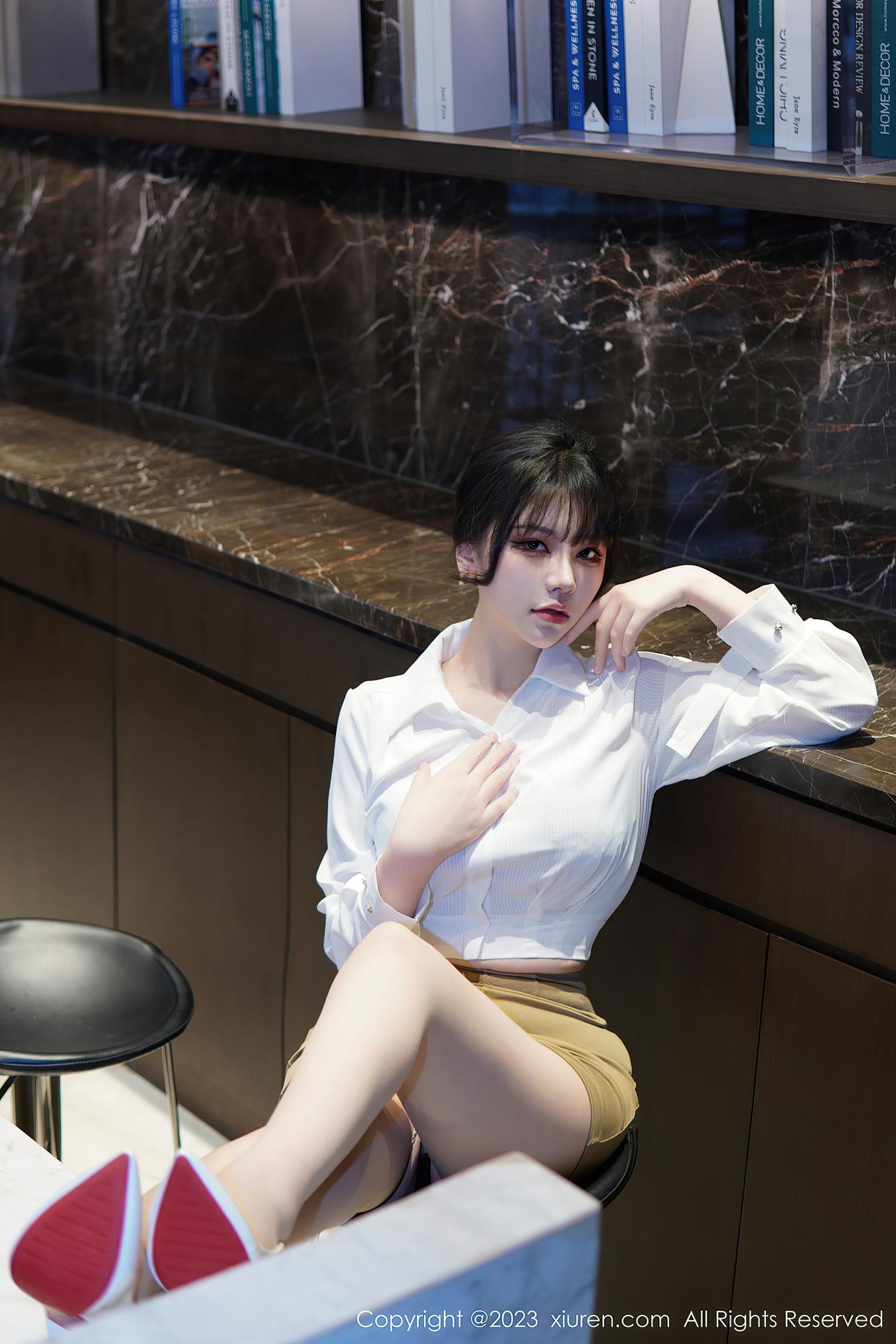 图片[68]-[XiuRen秀人网] 2023.01.10 No.6111 桃桃子_ 短裙美腿[77P] – 速更版-美库