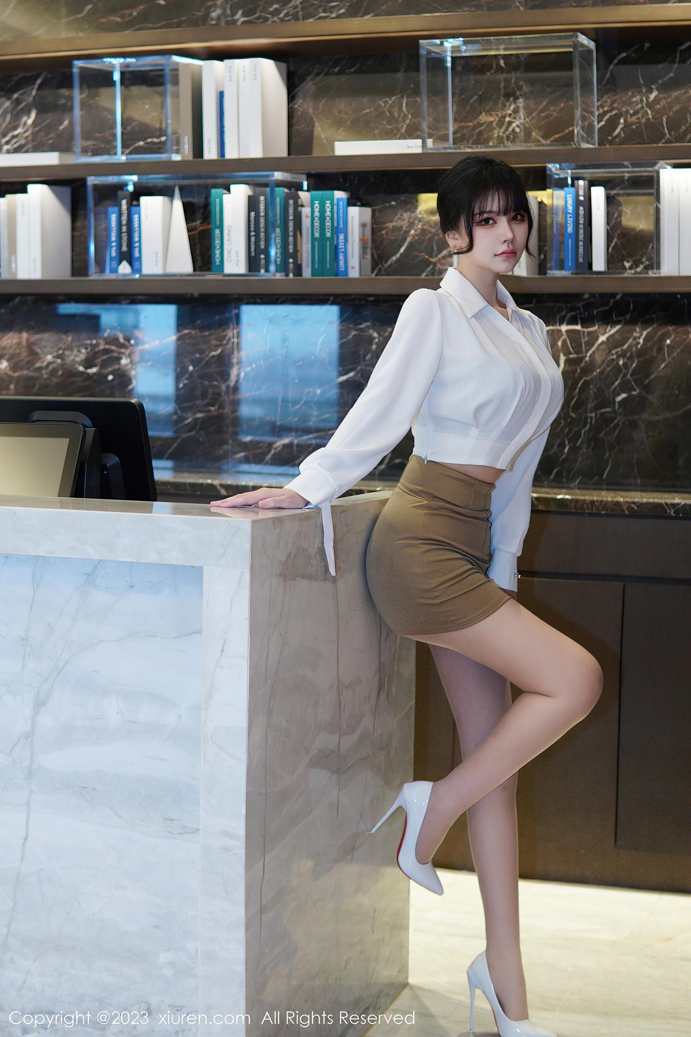 图片[71]-[XiuRen秀人网] 2023.01.10 No.6111 桃桃子_ 短裙美腿[77P] – 速更版-美库