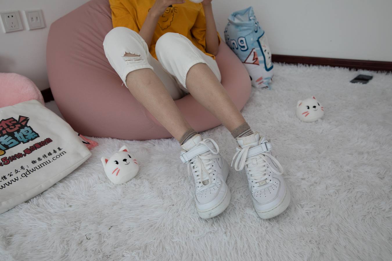 图片[20]-物恋传媒 NO.700 苏镶-雨里的心[146P] – 速更版-美库