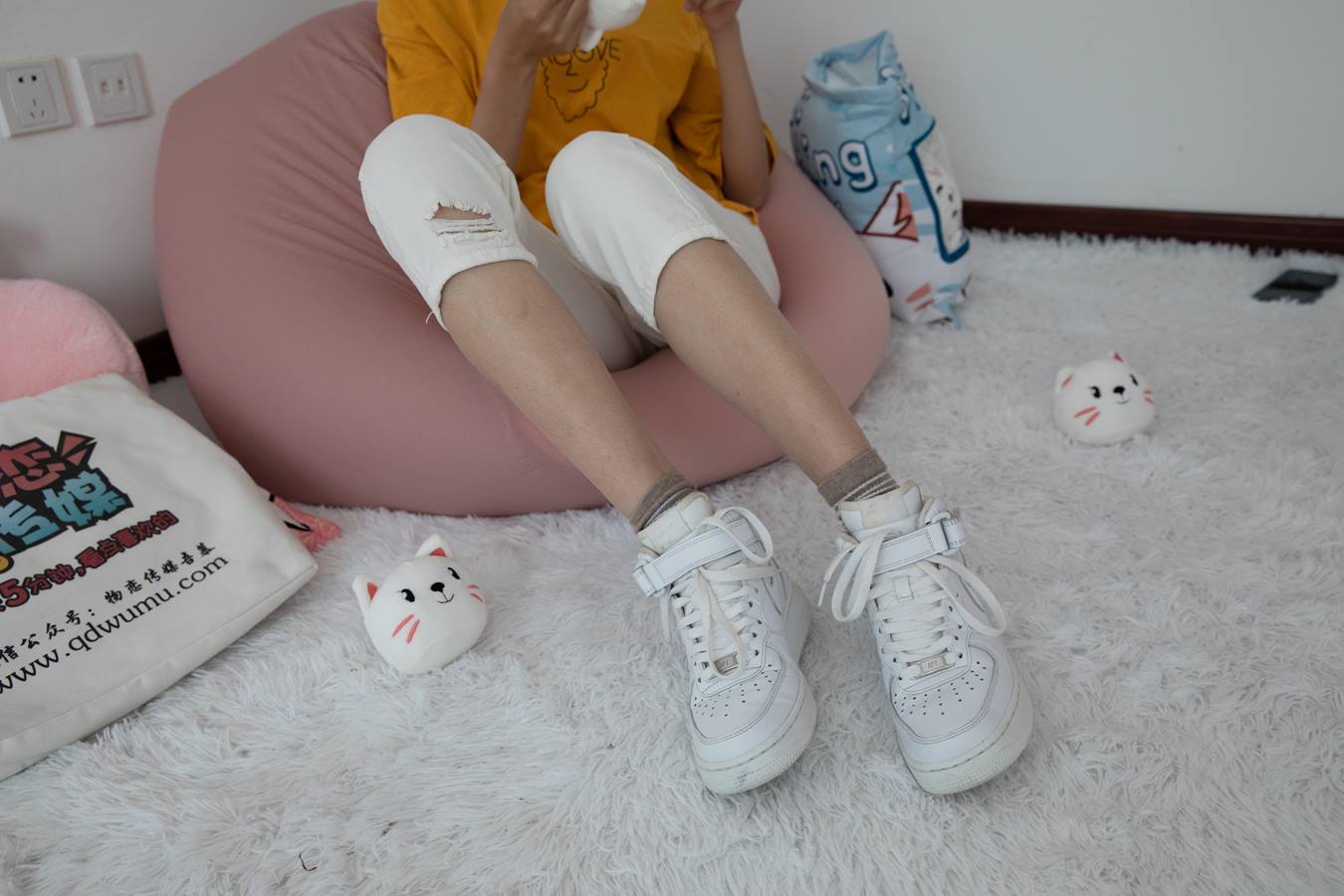 图片[21]-物恋传媒 NO.700 苏镶-雨里的心[146P] – 速更版-美库