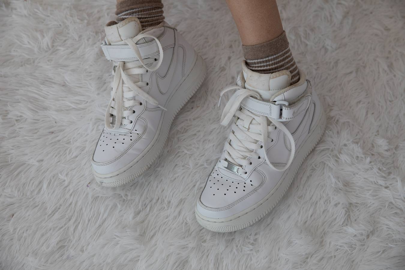 图片[35]-物恋传媒 NO.700 苏镶-雨里的心[146P] – 速更版-美库