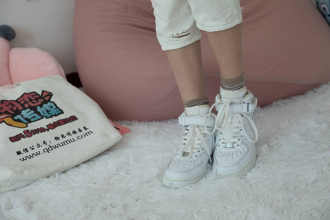 图片[41]-物恋传媒 NO.700 苏镶-雨里的心[146P] – 速更版-美库