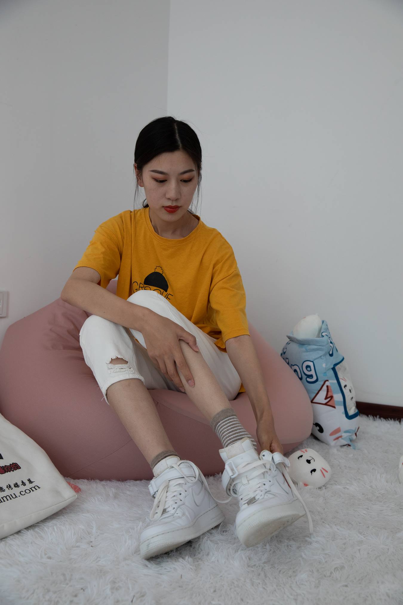 图片[48]-物恋传媒 NO.700 苏镶-雨里的心[146P] – 速更版-美库