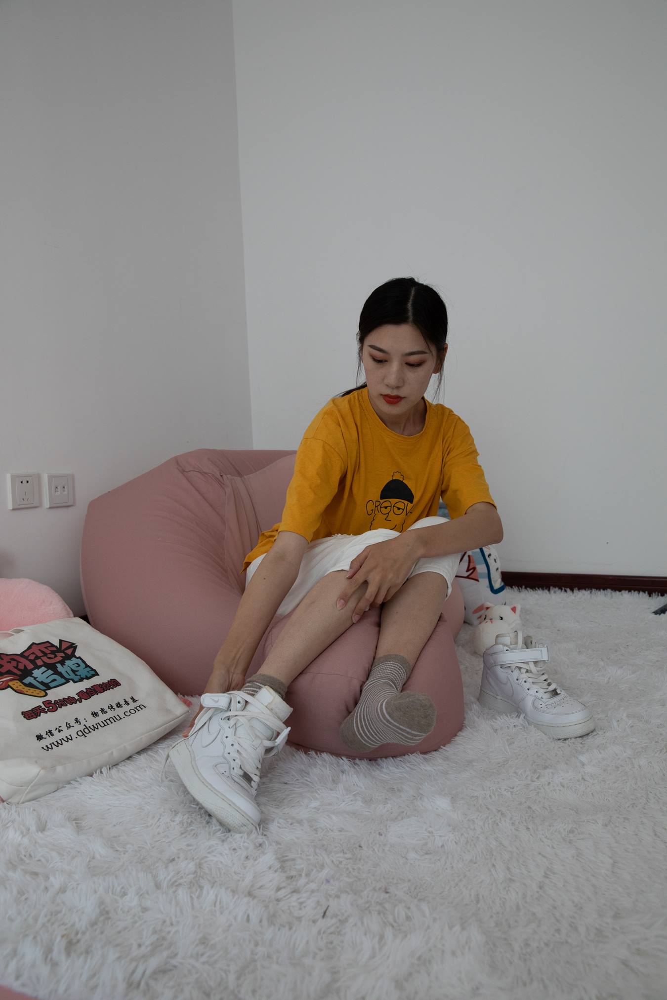 图片[73]-物恋传媒 NO.700 苏镶-雨里的心[146P] – 速更版-美库