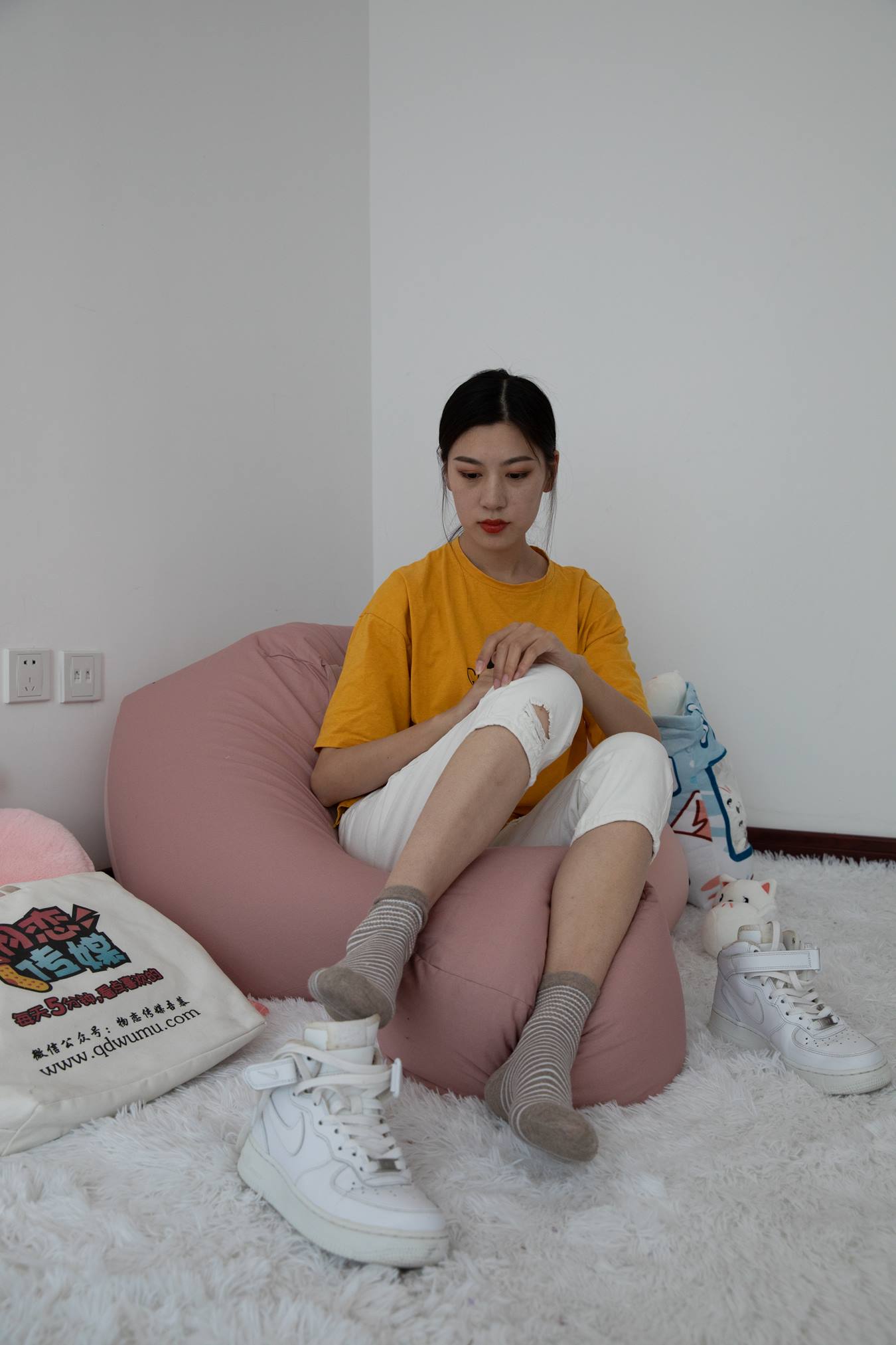 图片[76]-物恋传媒 NO.700 苏镶-雨里的心[146P] – 速更版-美库