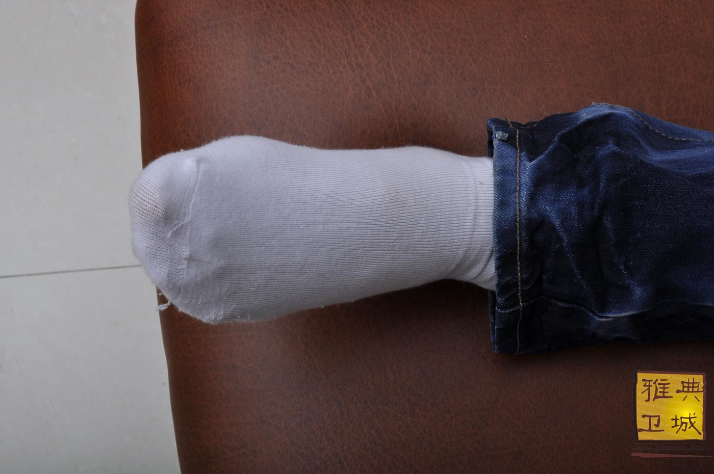 图片[35]-雅典卫城 破洞牛仔裤 2010-065 [184P] – 速更版-美库